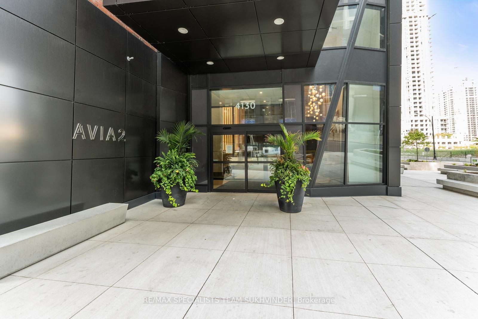 MLS #W12392421 image #1