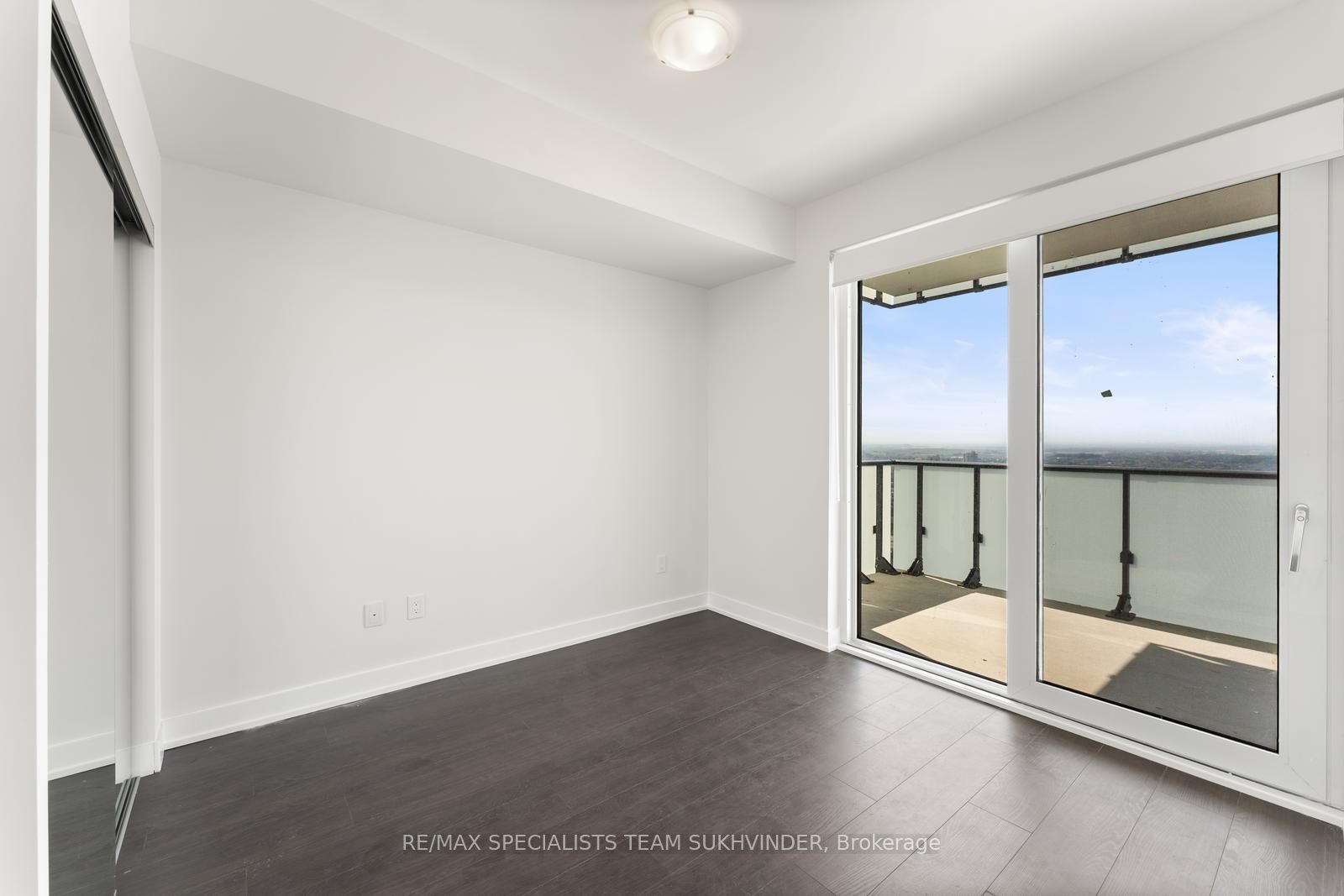 MLS #W12392421 image #8