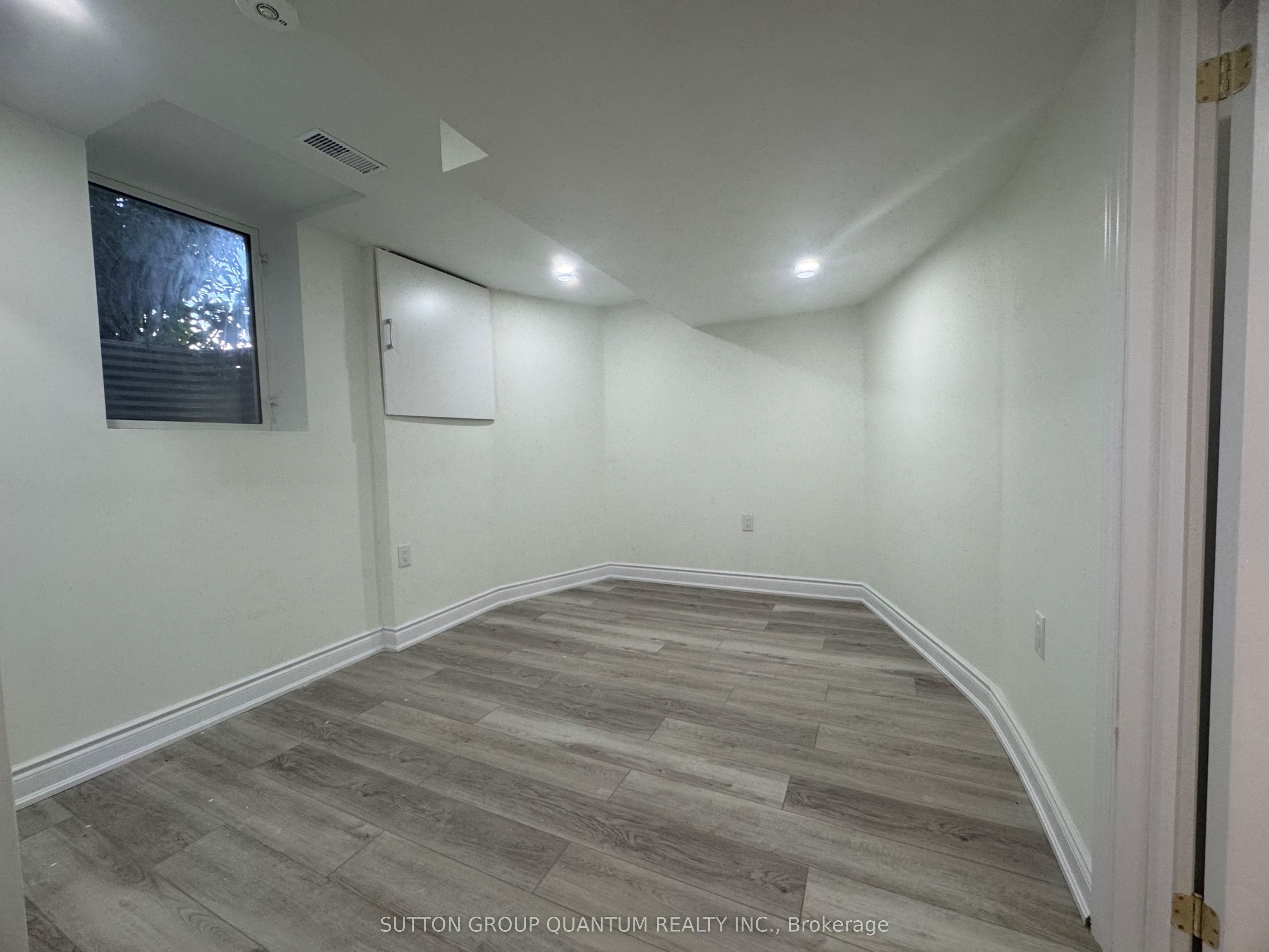 MLS #W12392471 image #5