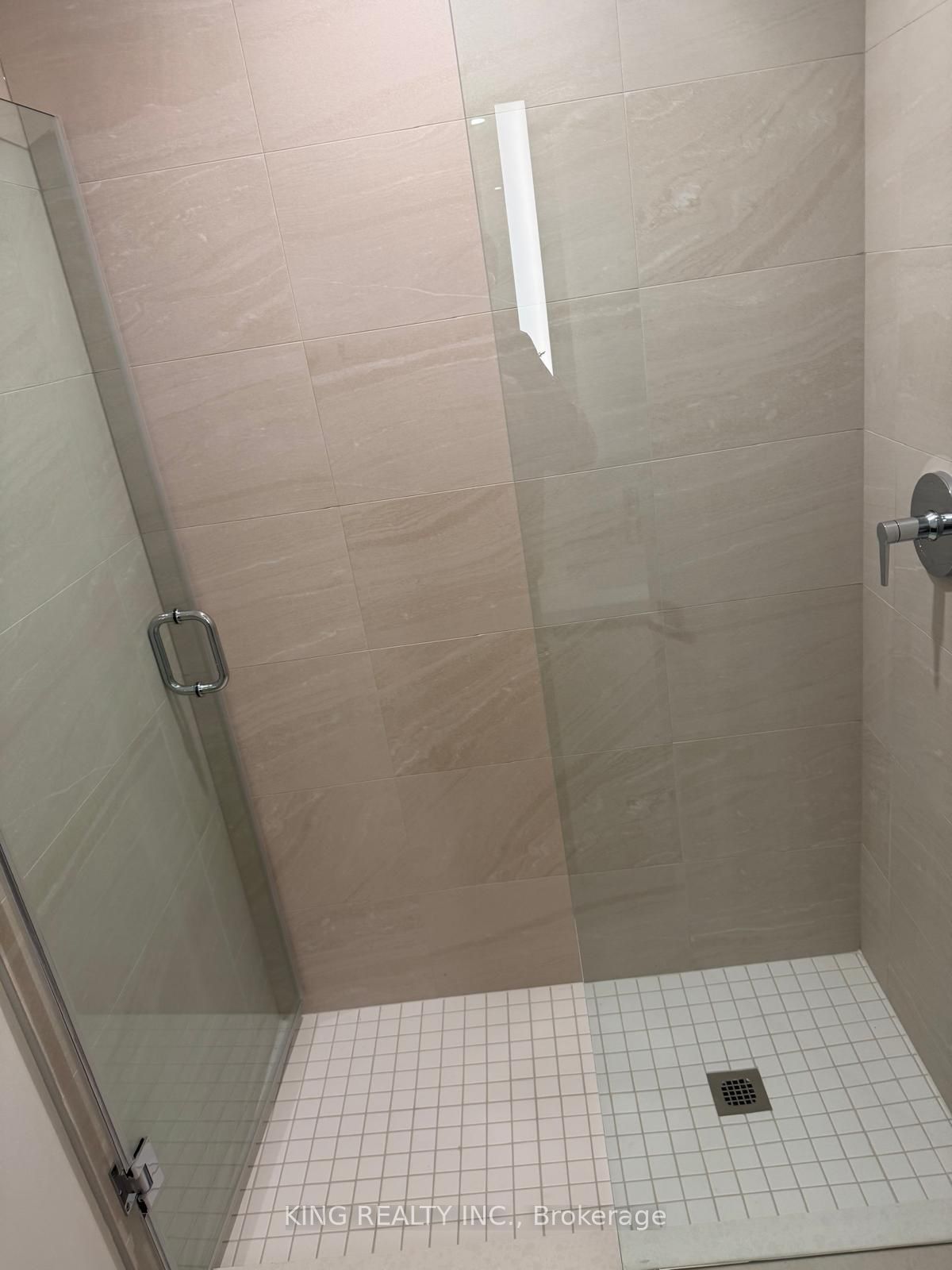 MLS #W12392845 image #14