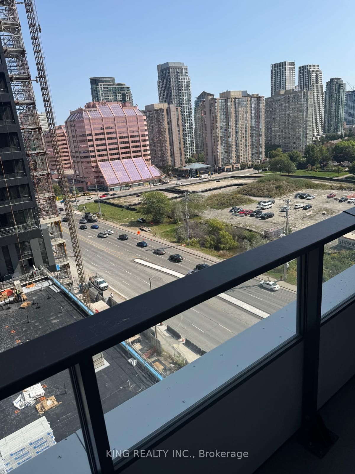 MLS #W12392845 image #9