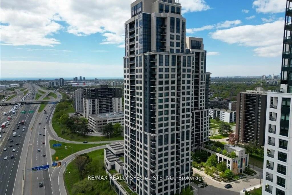 MLS #W12393002 image #12