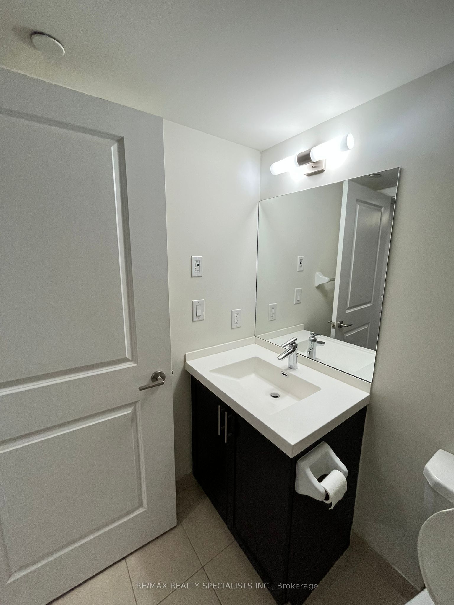 MLS #W12393002 image #17