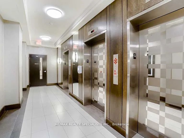 MLS #W12393002 image #6