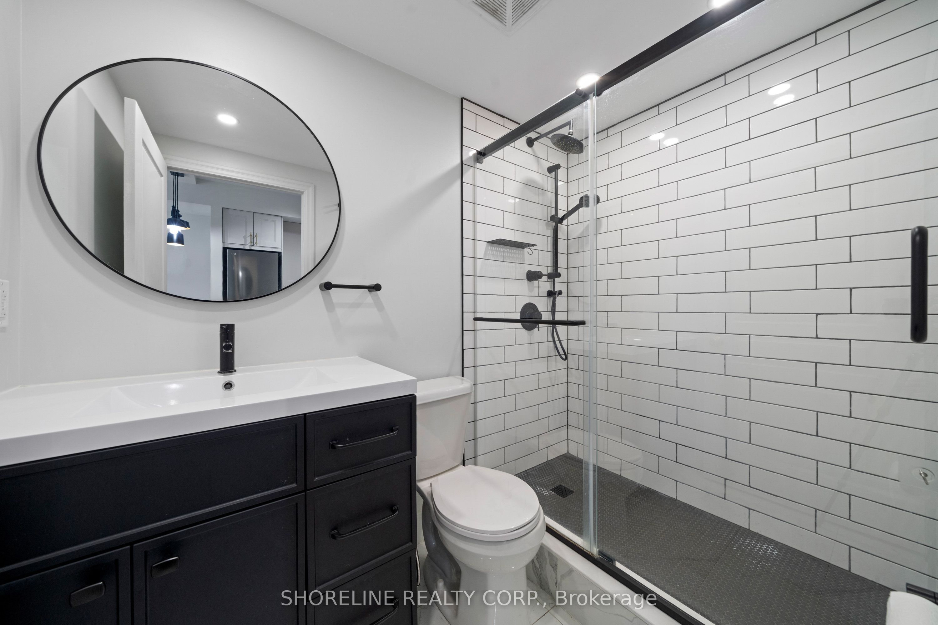 MLS #W12393134 image #4