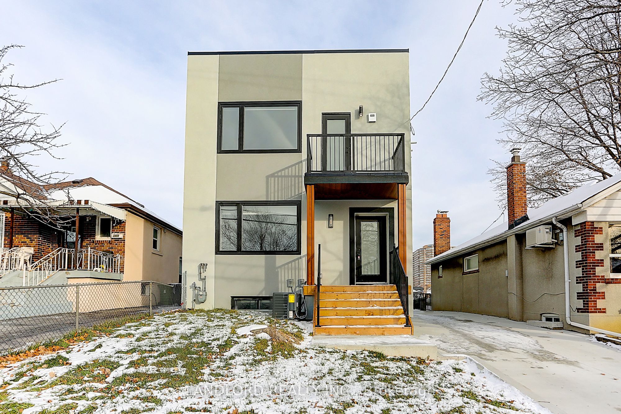 MLS #W12393915 image #1