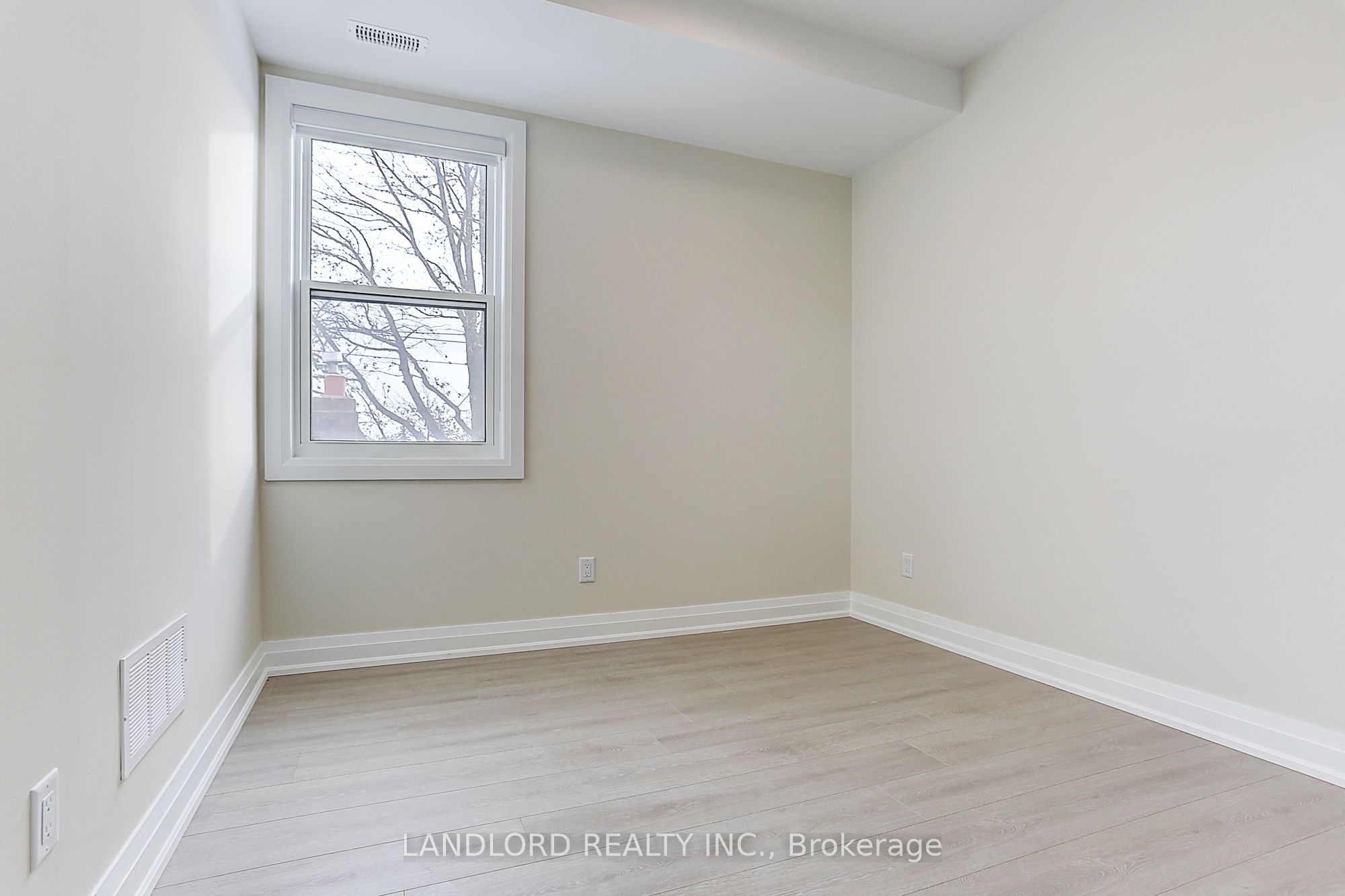 MLS #W12393915 image #26