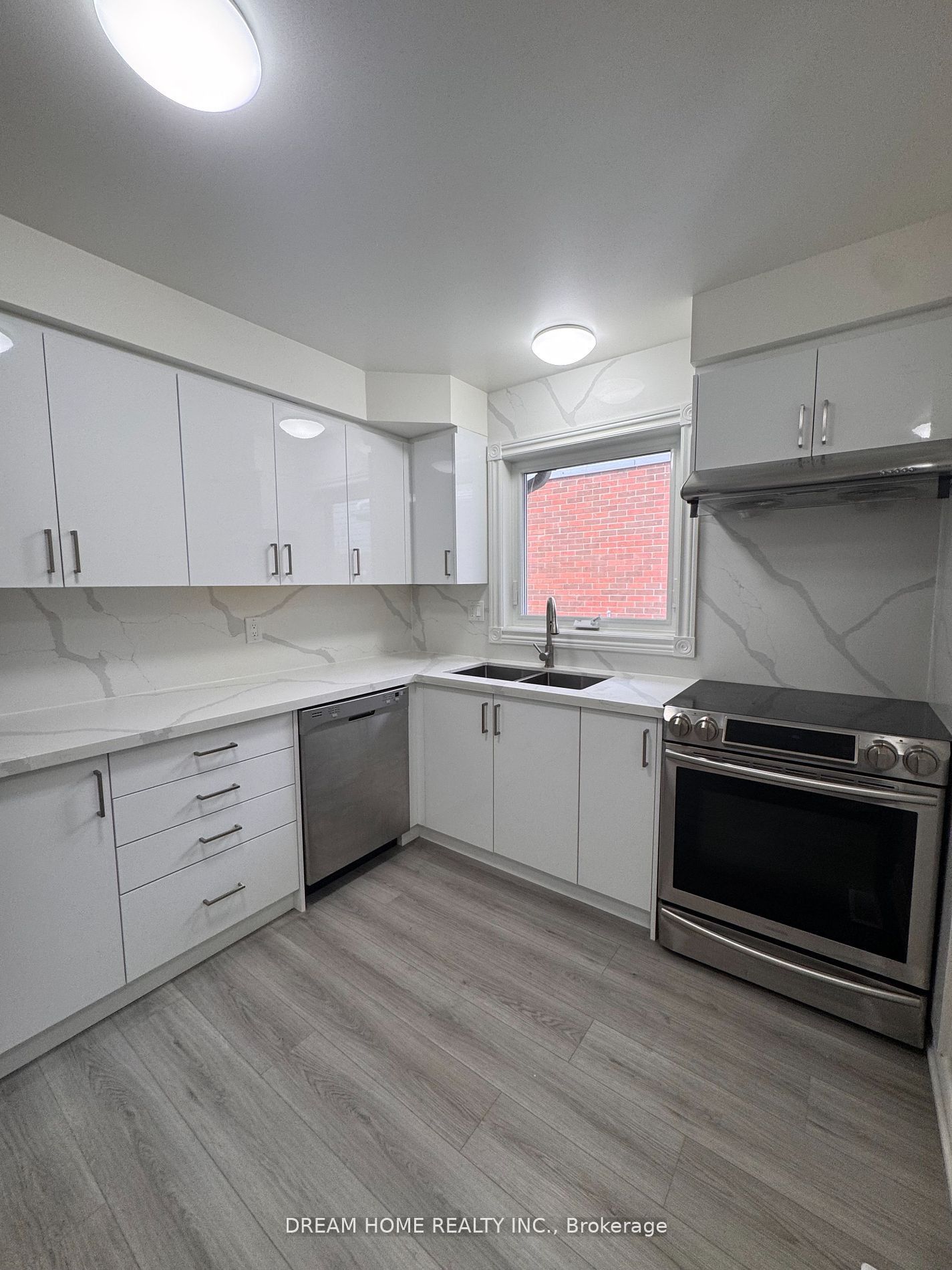 MLS #W12394018 image #12