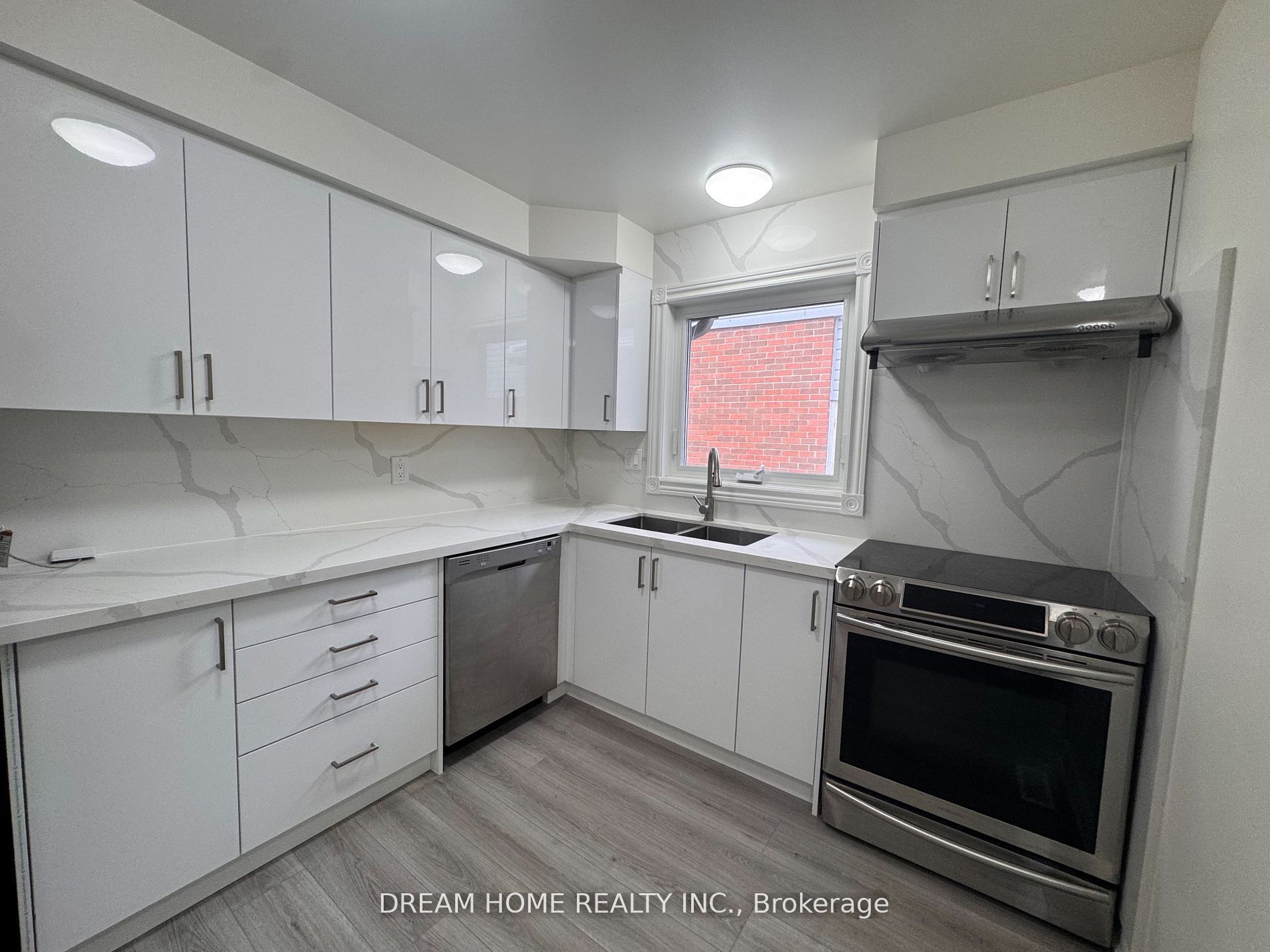 MLS #W12394018 image #13