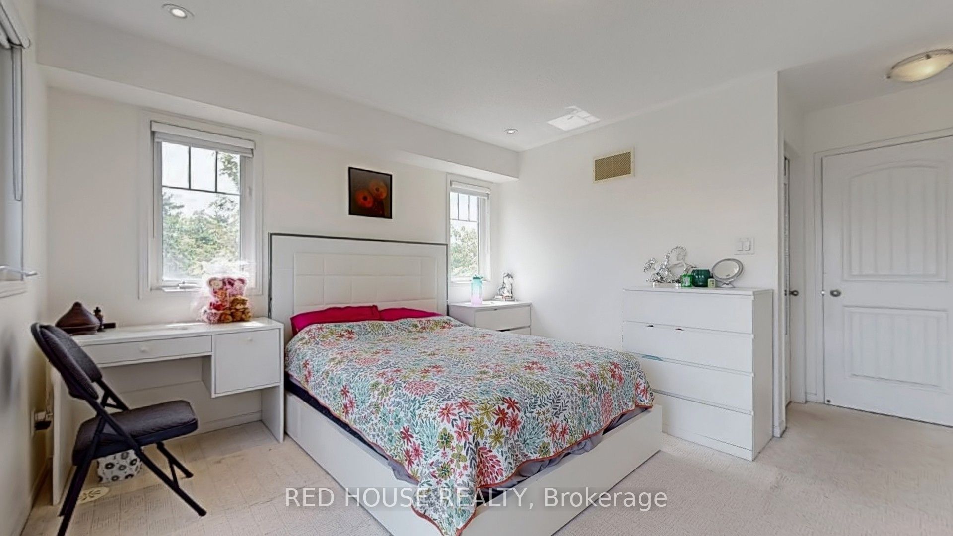 MLS #W12394186 image #19