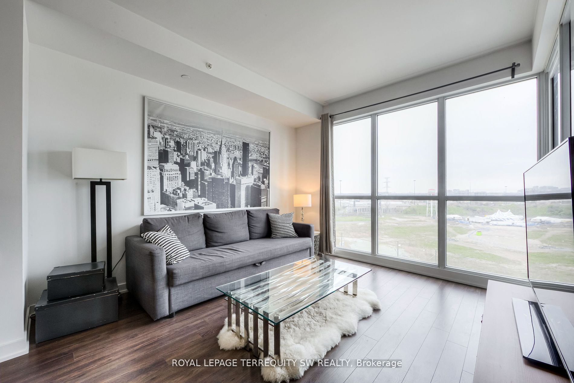 MLS #W12394420 image #4