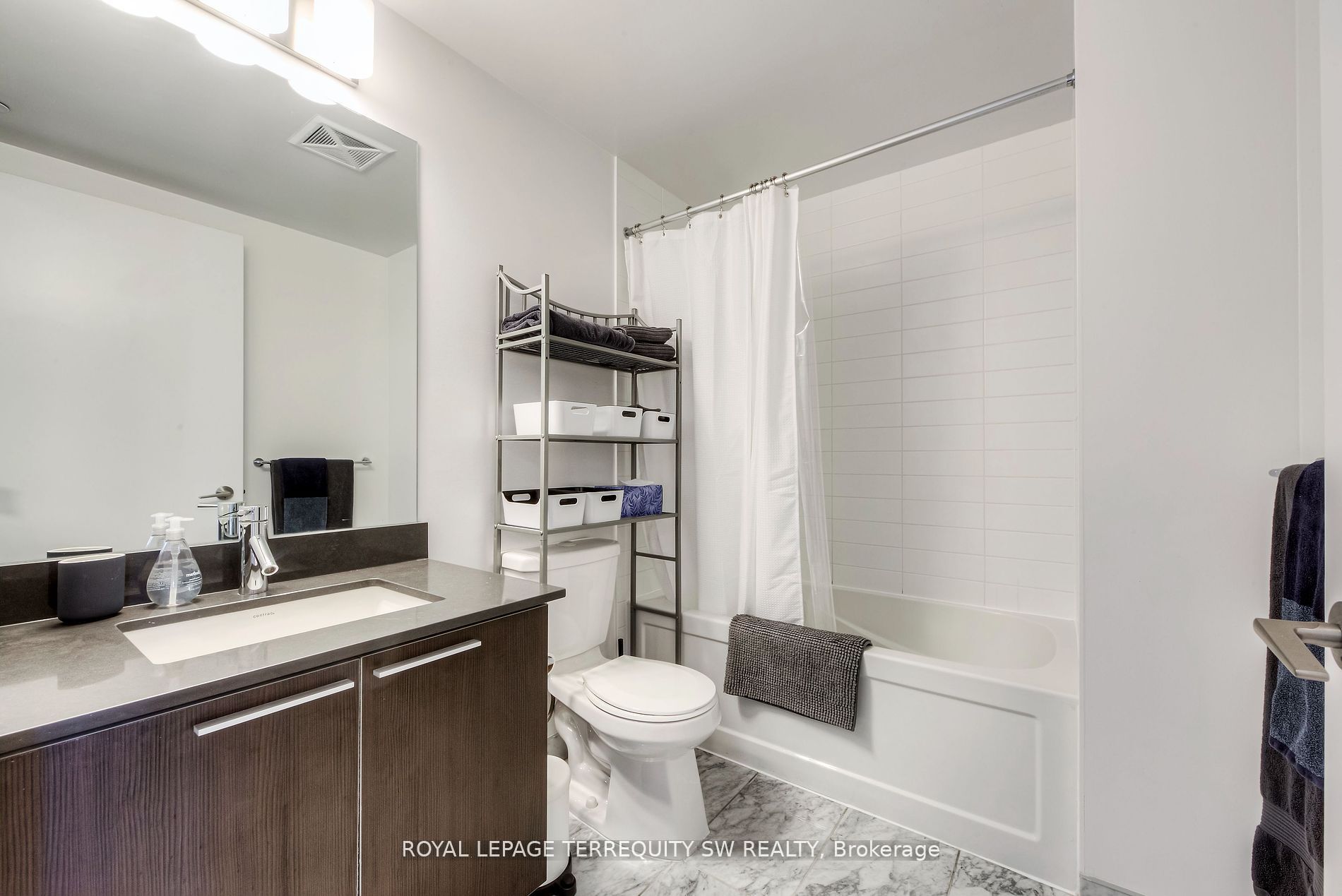 MLS #W12394420 image #8