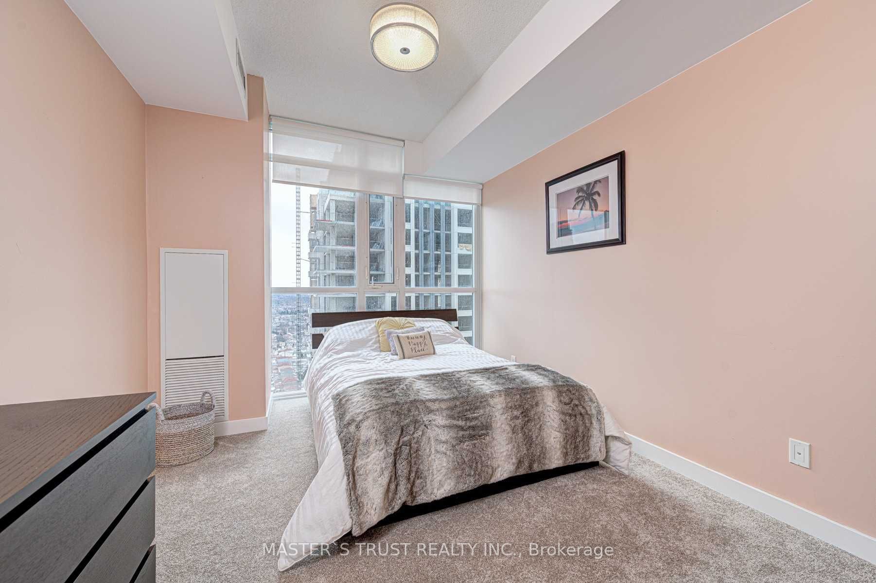 MLS #W12394480 image #13