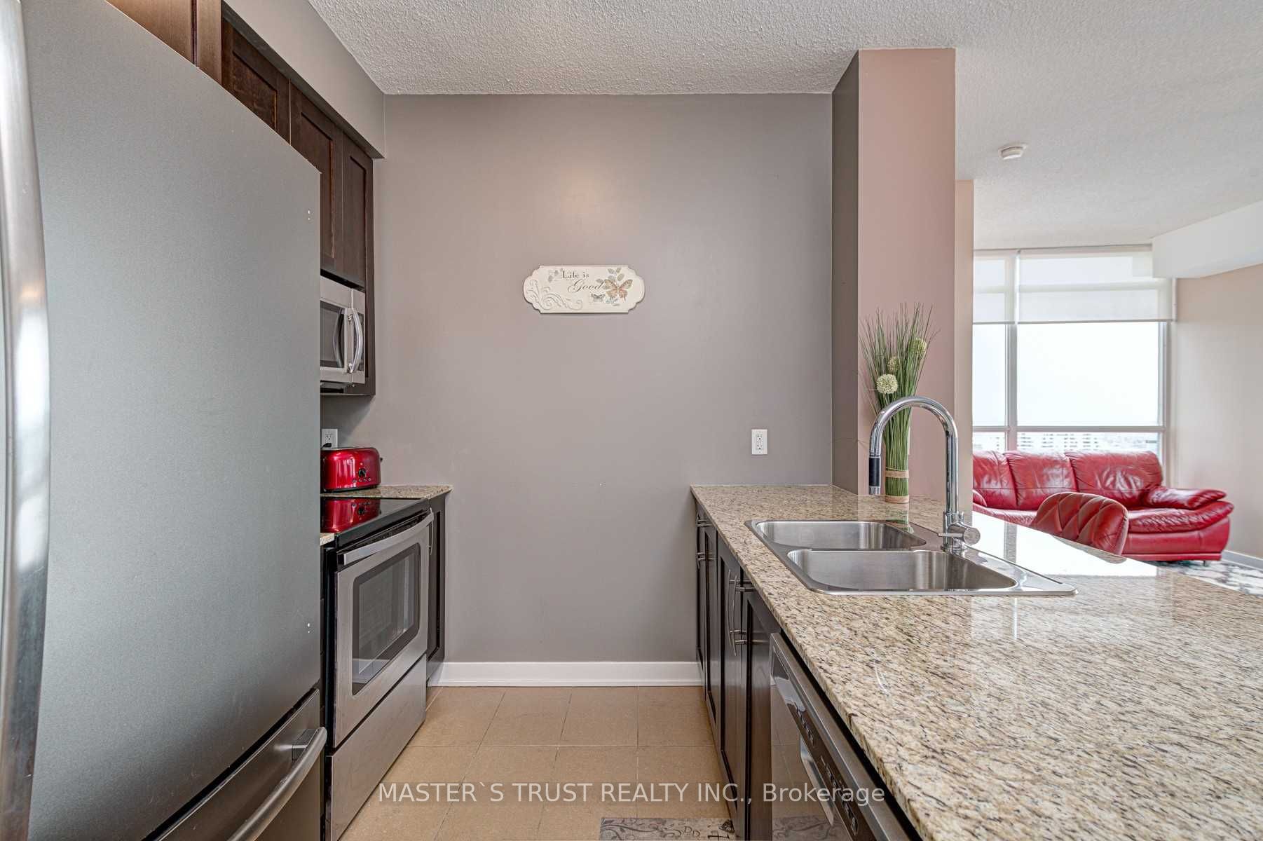 MLS #W12394480 image #3