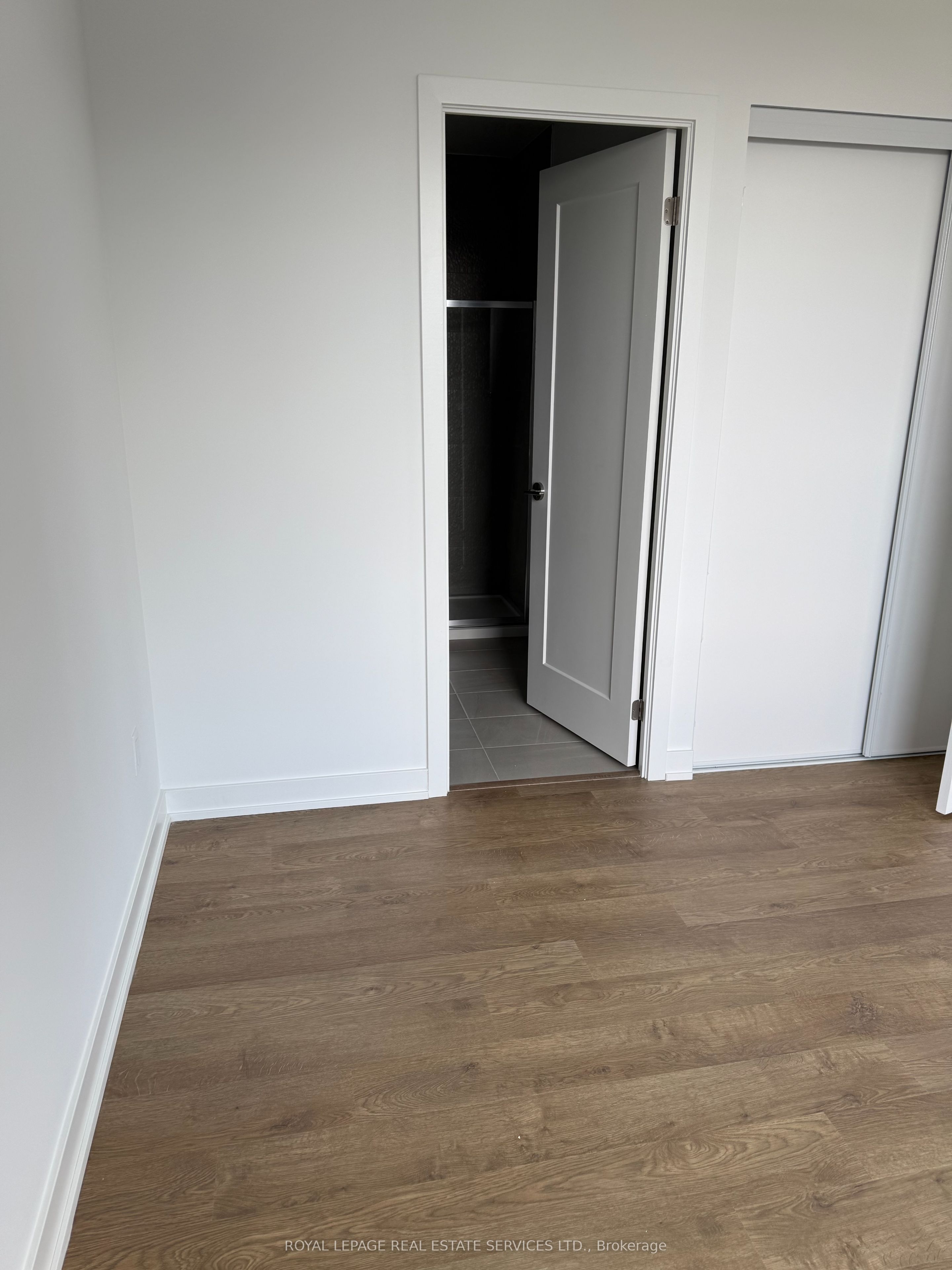 MLS #W12394548 image #11