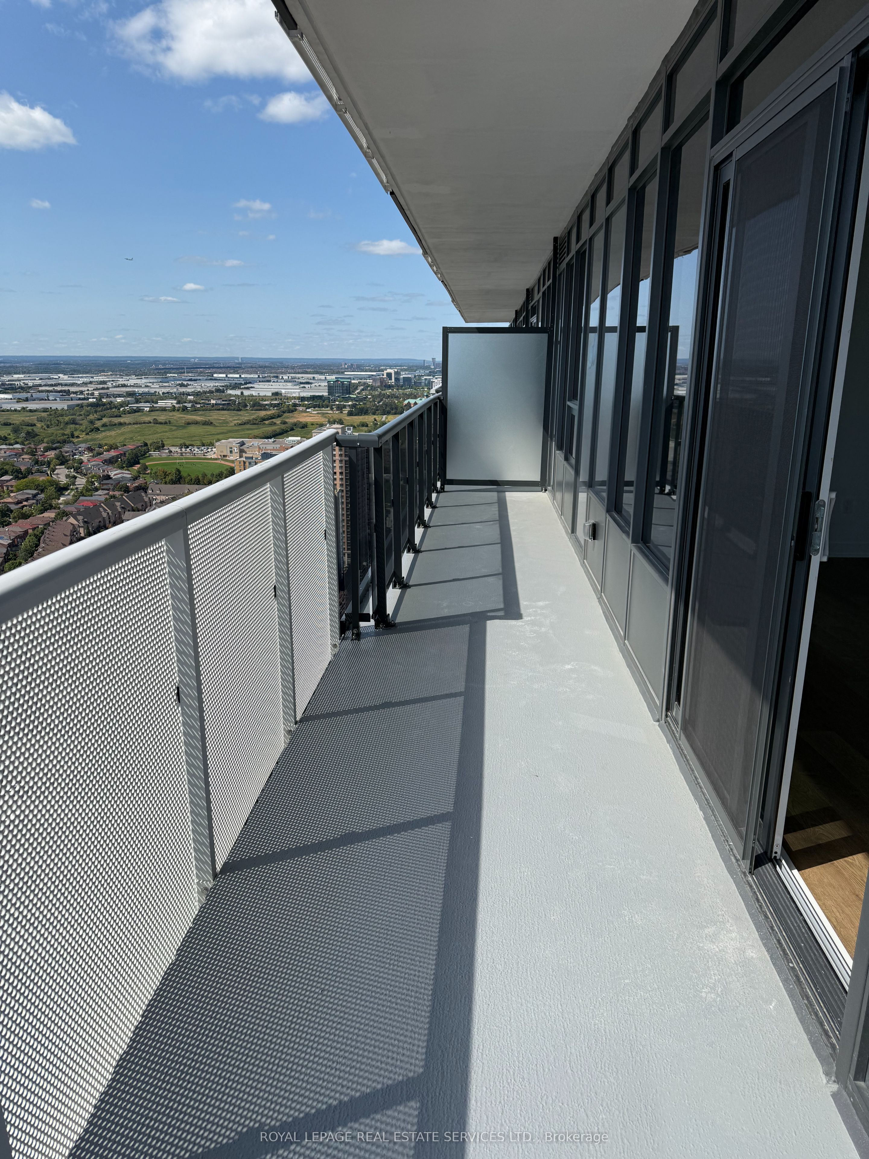 MLS #W12394548 image #16