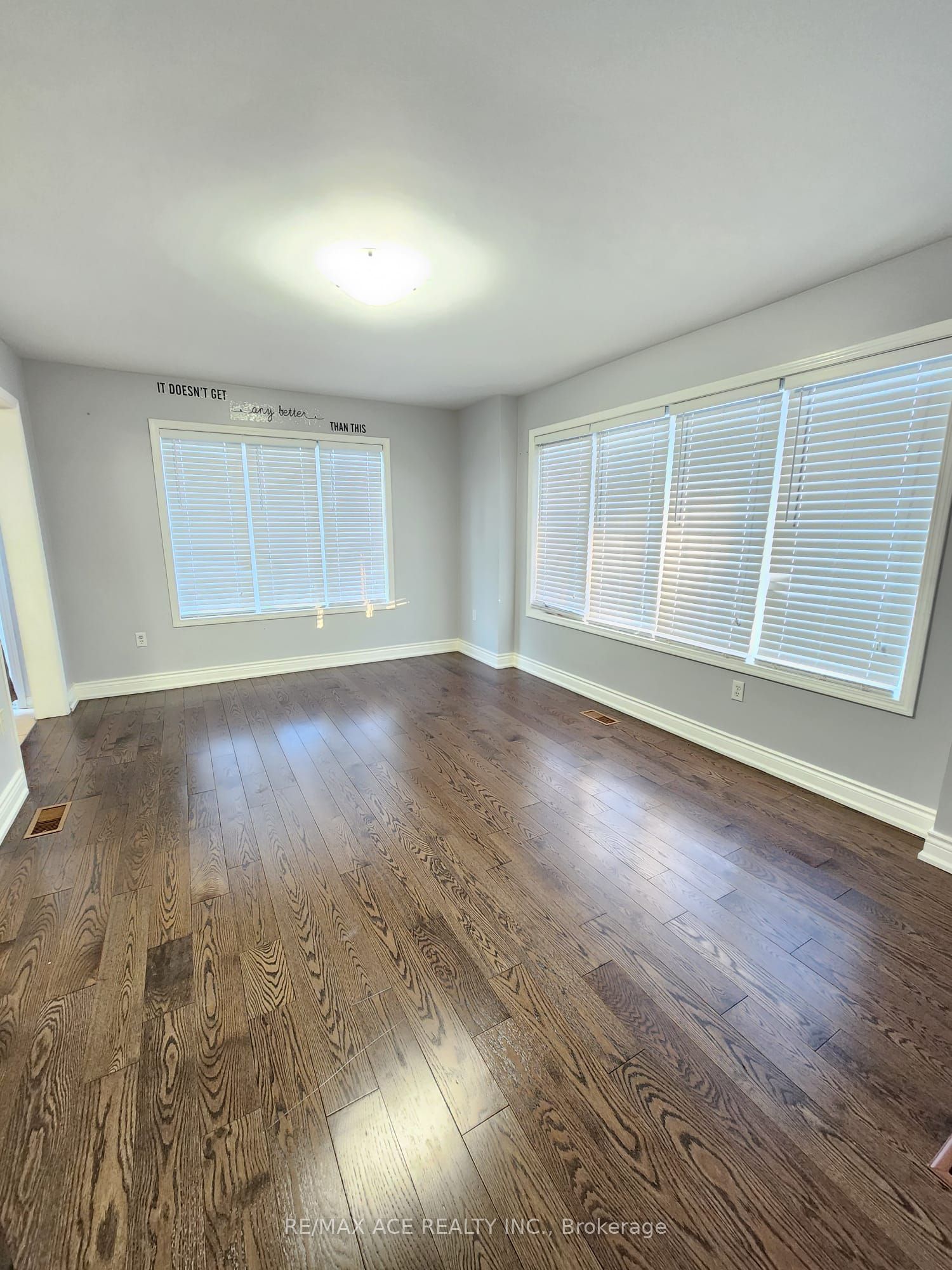 MLS #W12394814 image #10