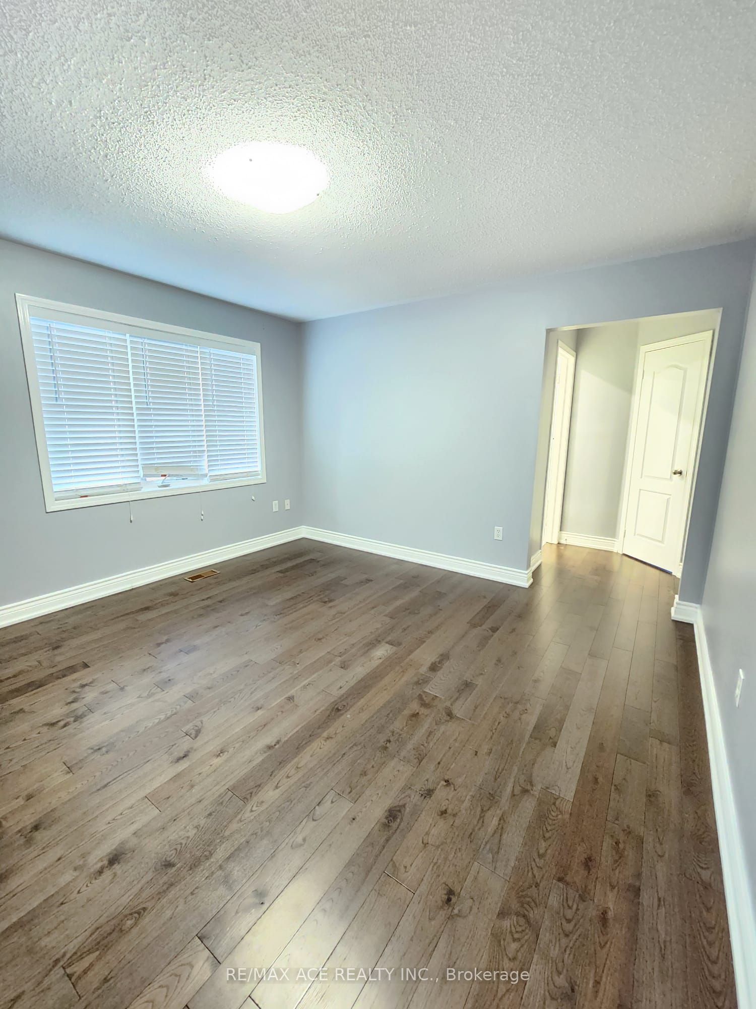 MLS #W12394814 image #16