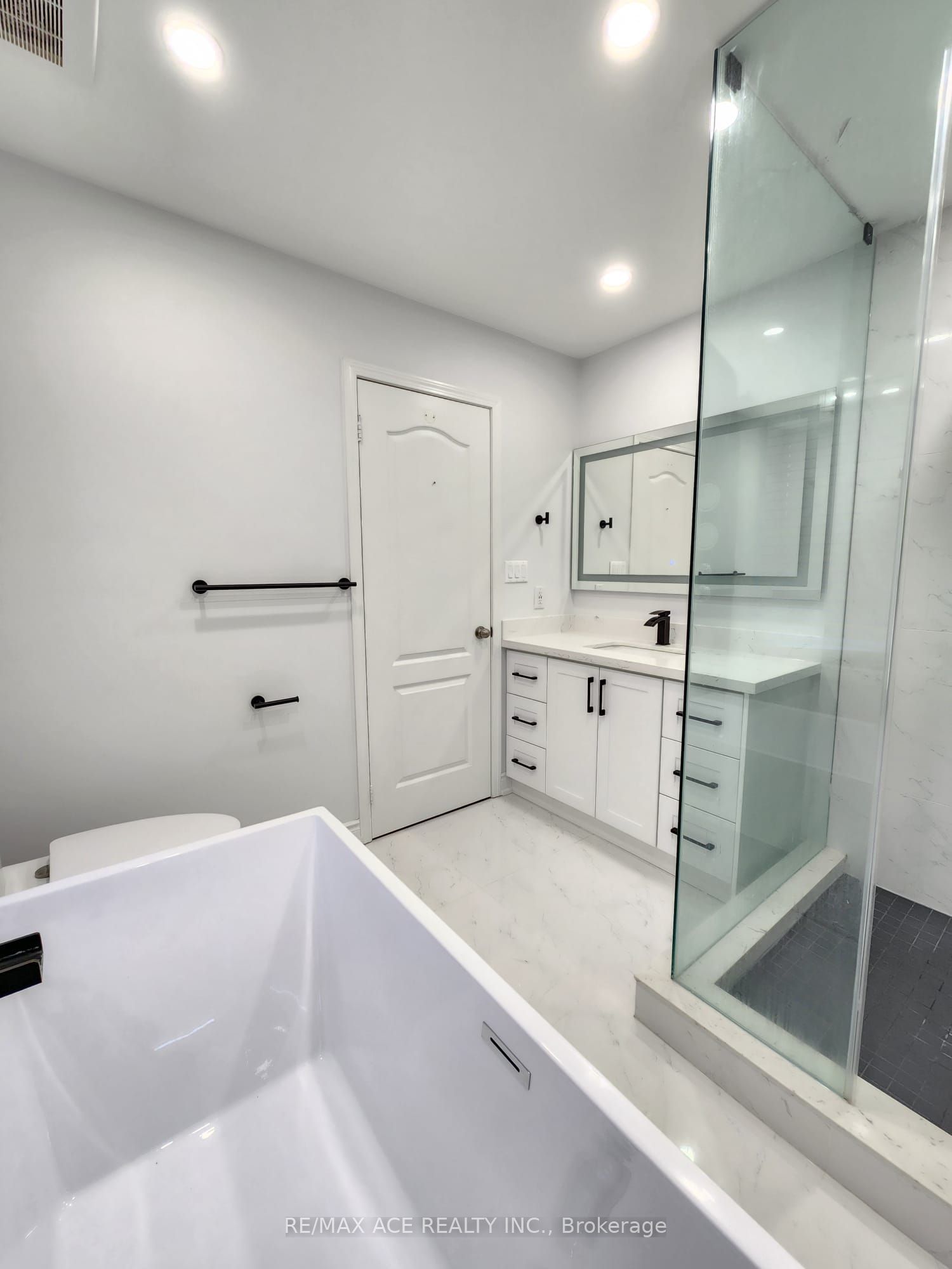 MLS #W12394814 image #22