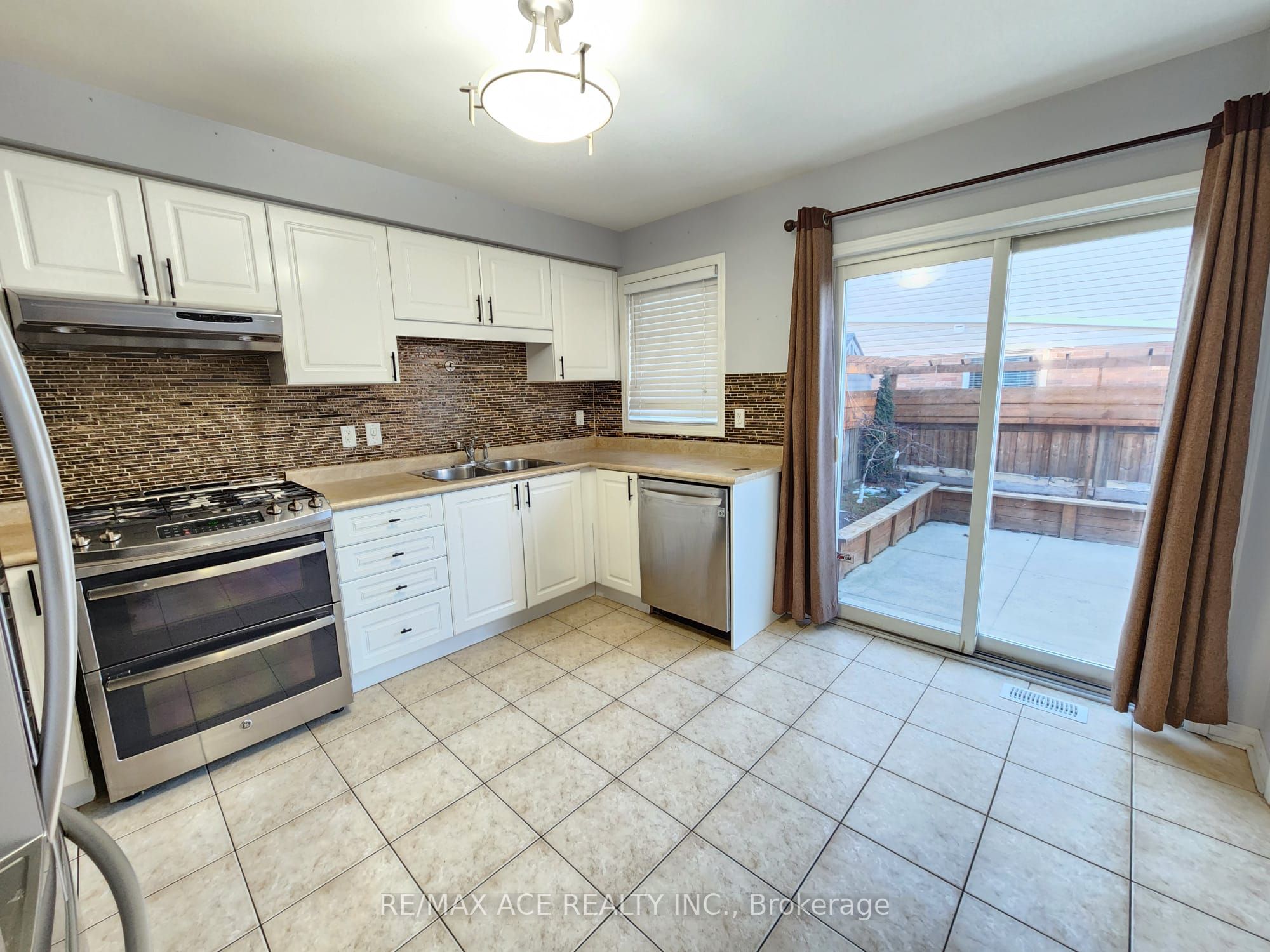 MLS #W12394814 image #7