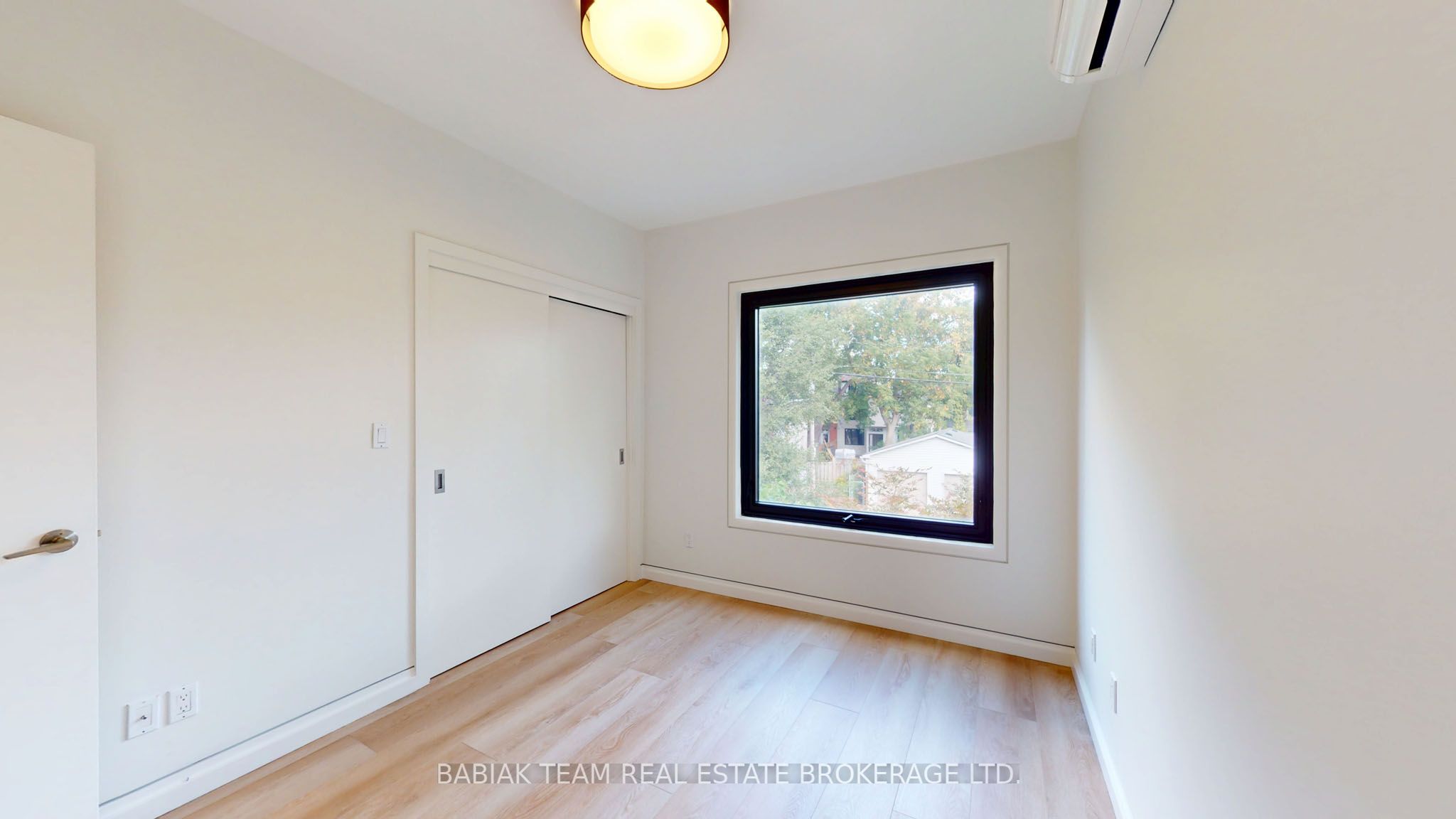 MLS #W12395336 image #13