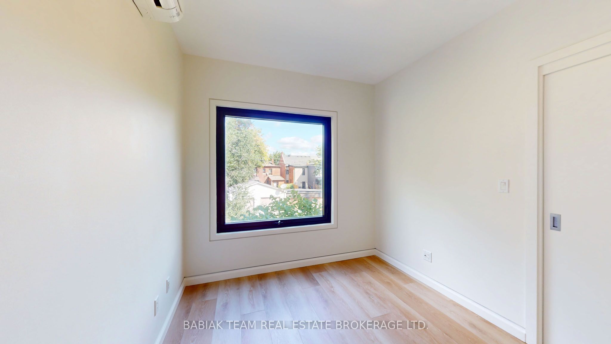 MLS #W12395336 image #15