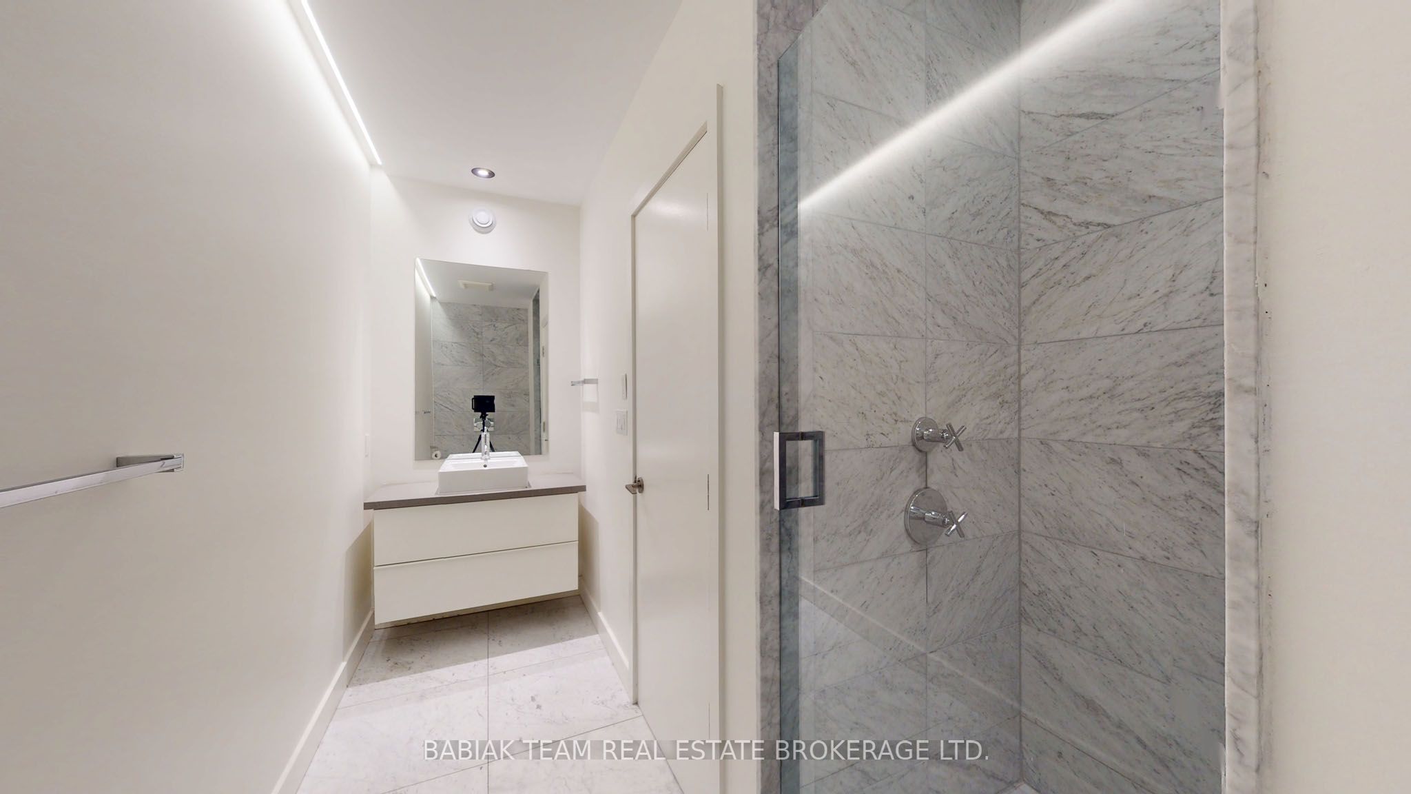 MLS #W12395336 image #18