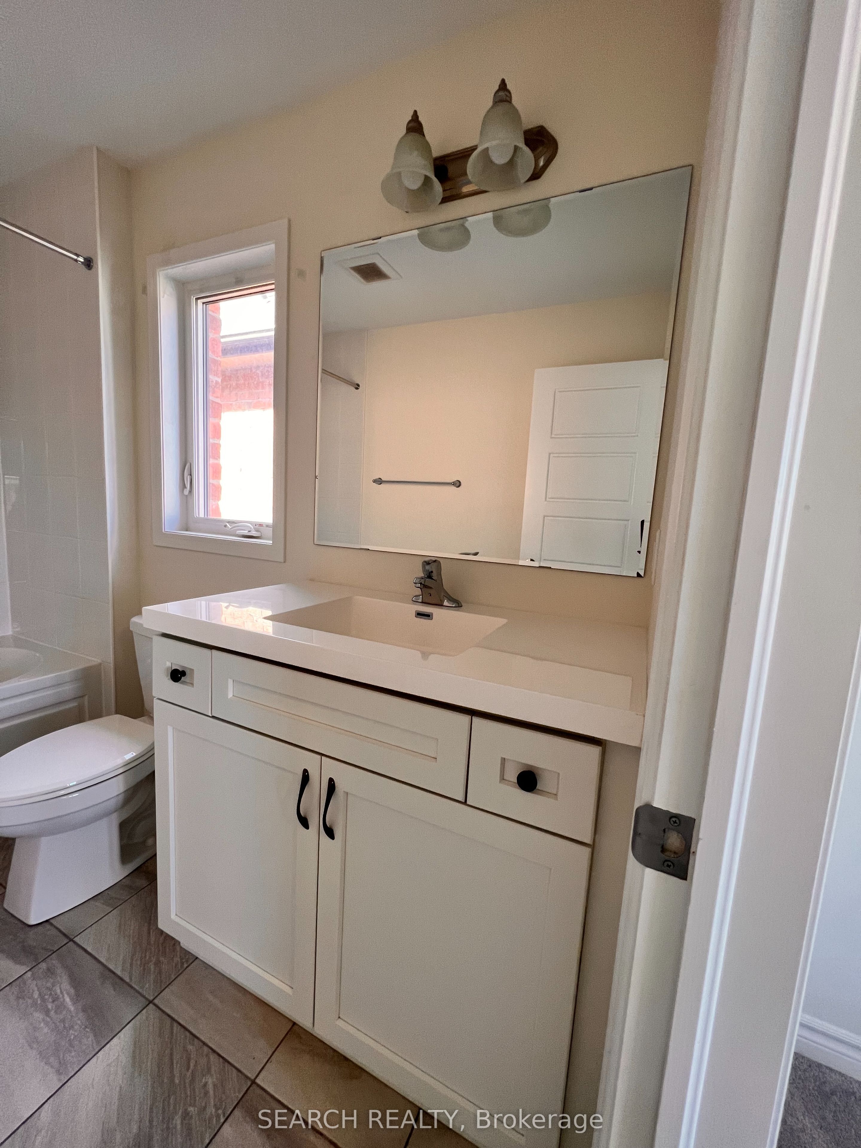 MLS #W12395781 image #3