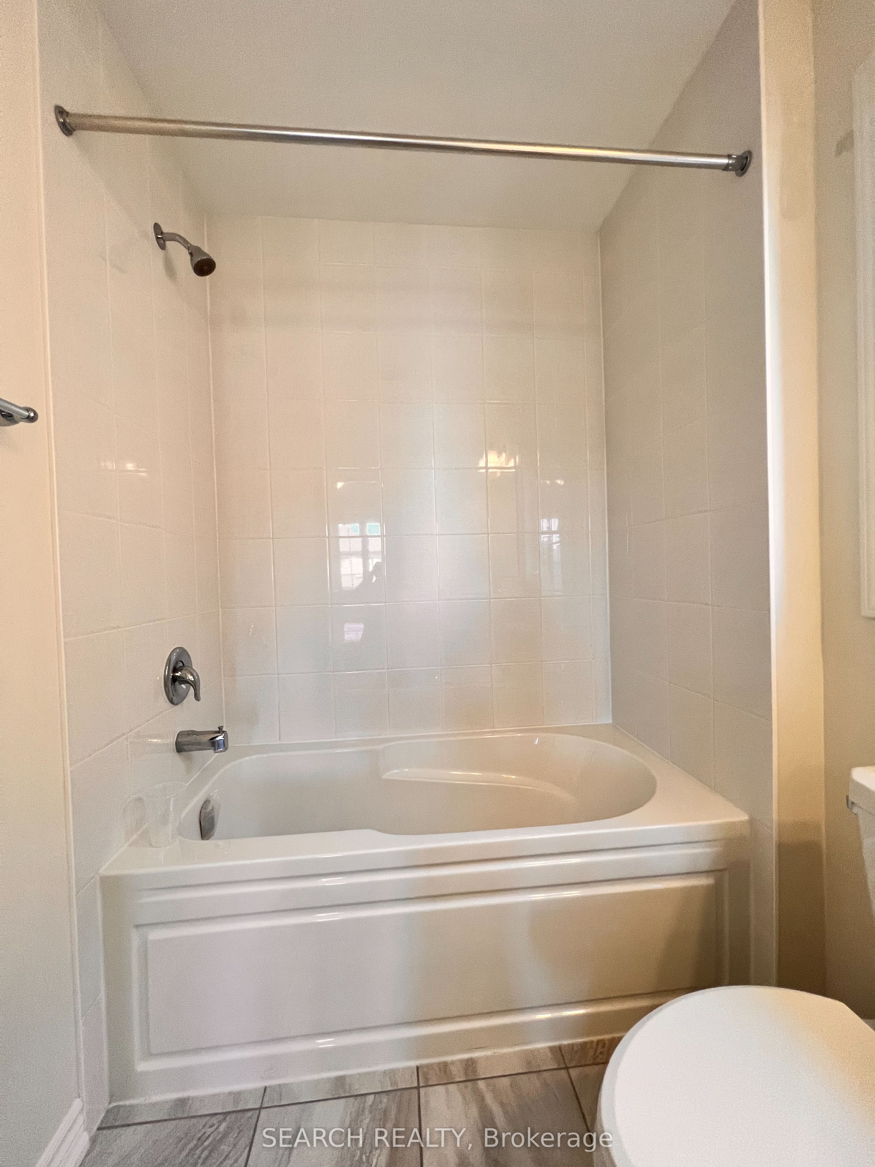 MLS #W12395781 image #4