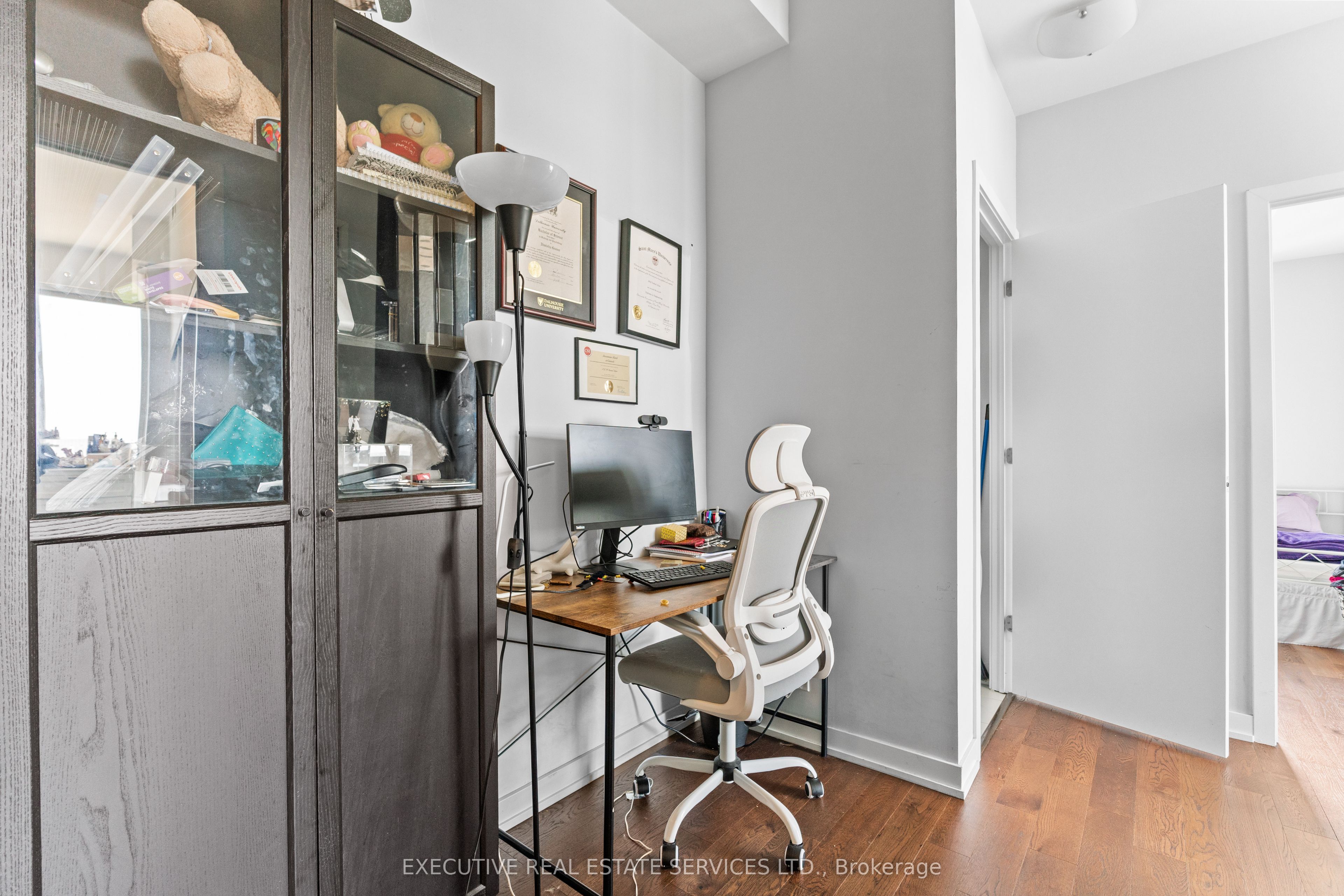 MLS #W12396069 image #21