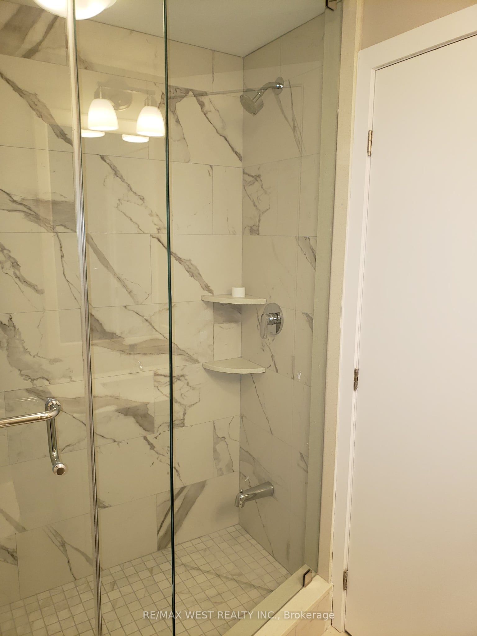 MLS #W12396126 image #7