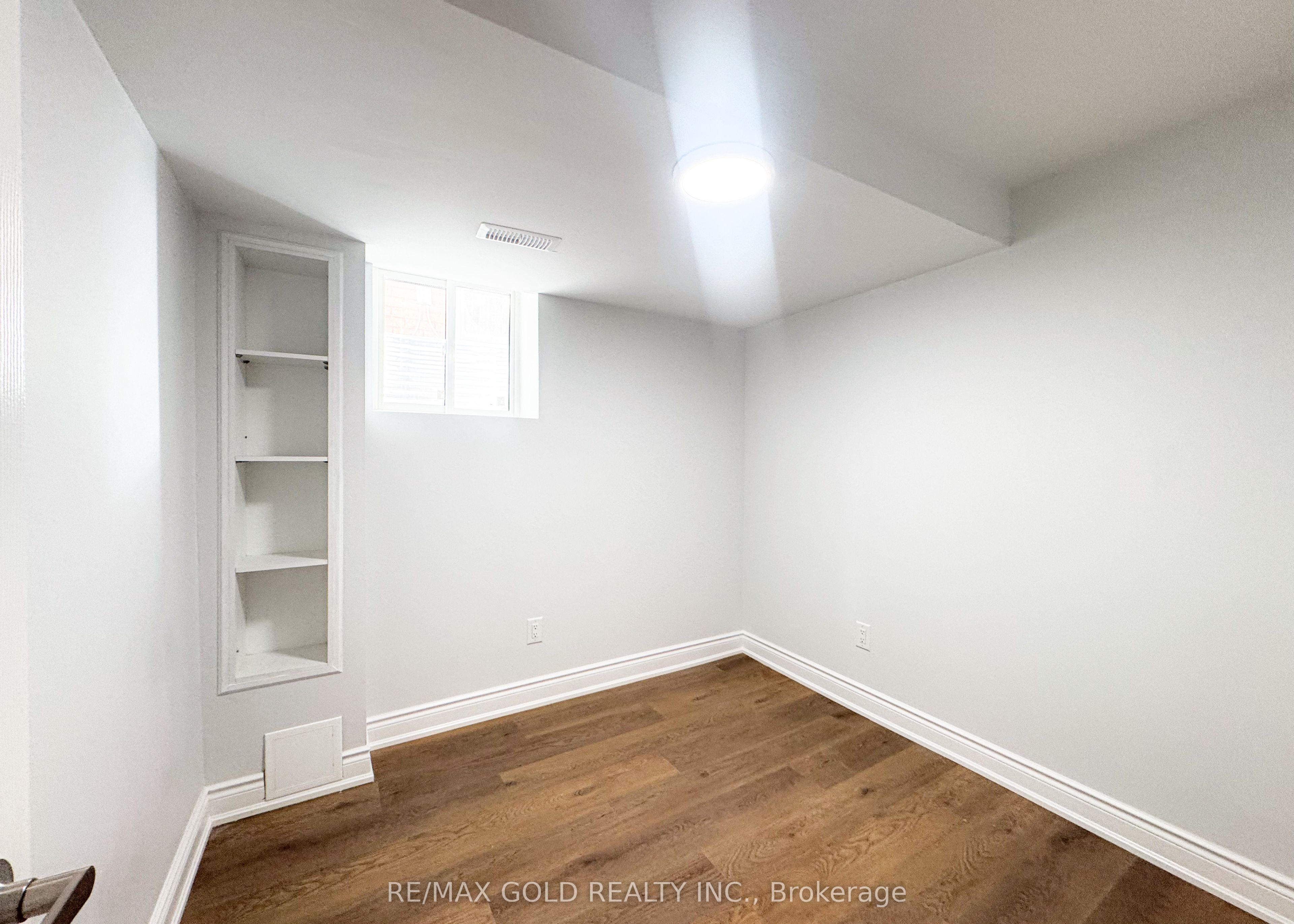 MLS #W12396279 image #2