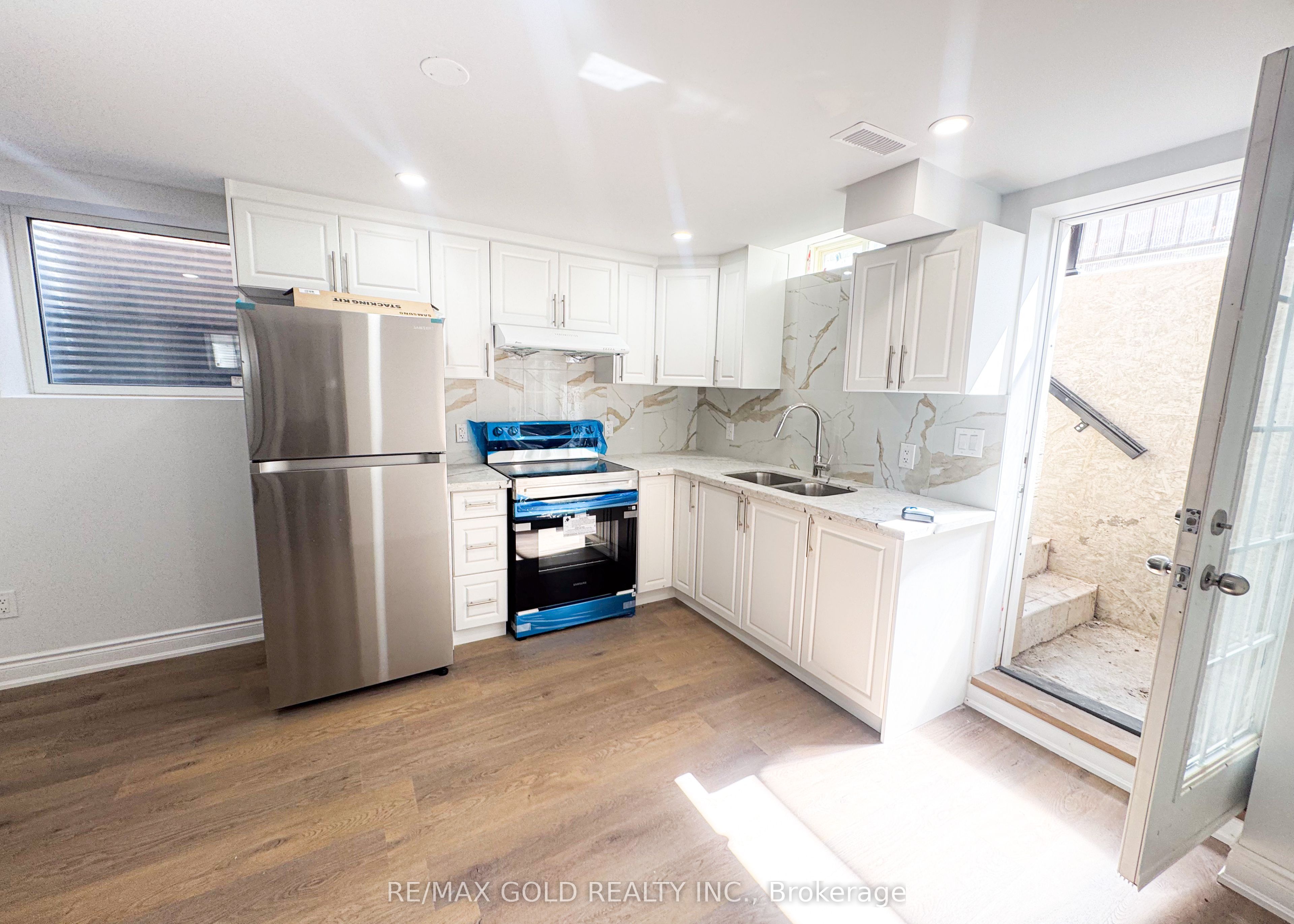 MLS #W12396279 image #5