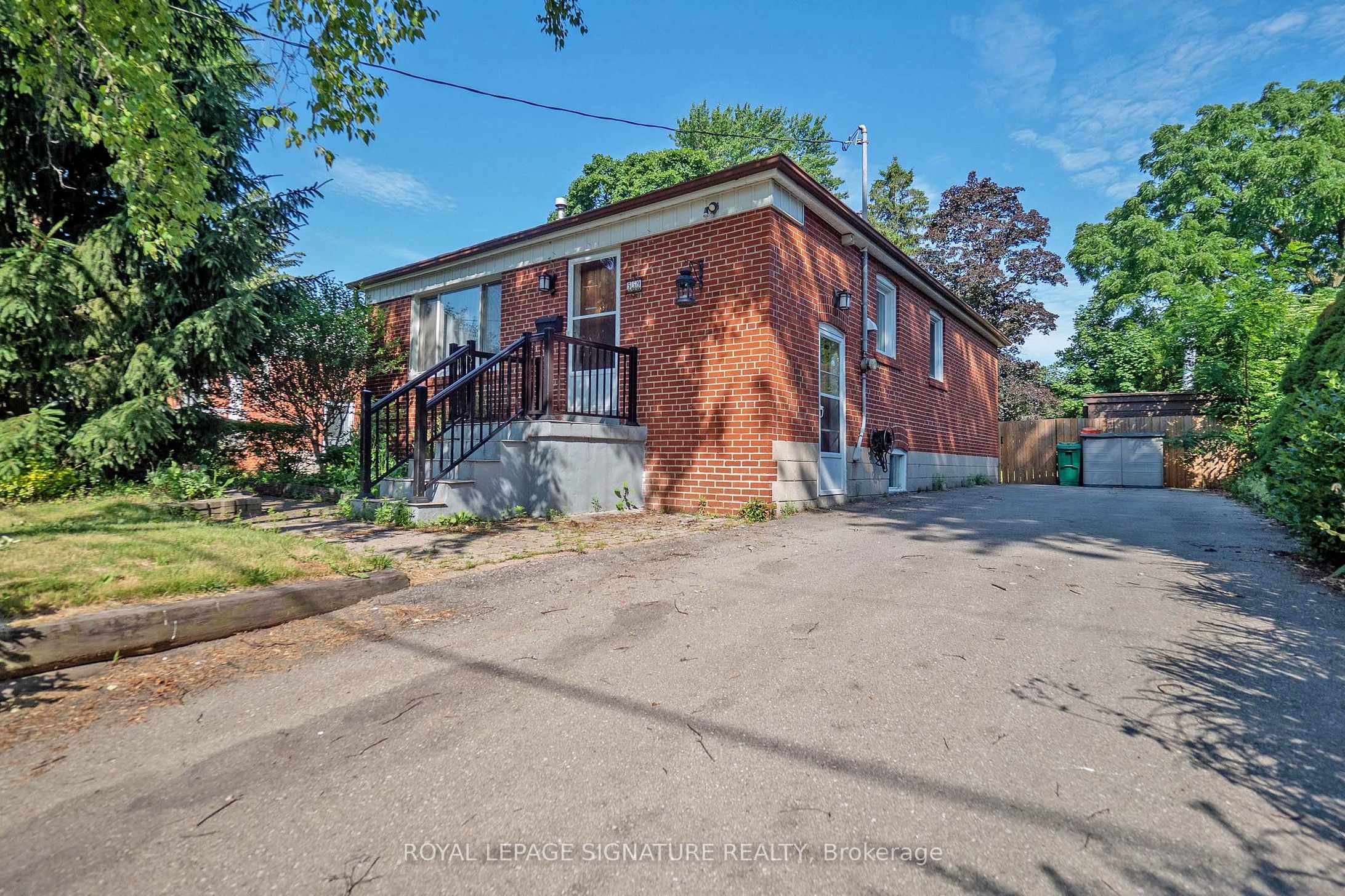 MLS #W12396363 image #2