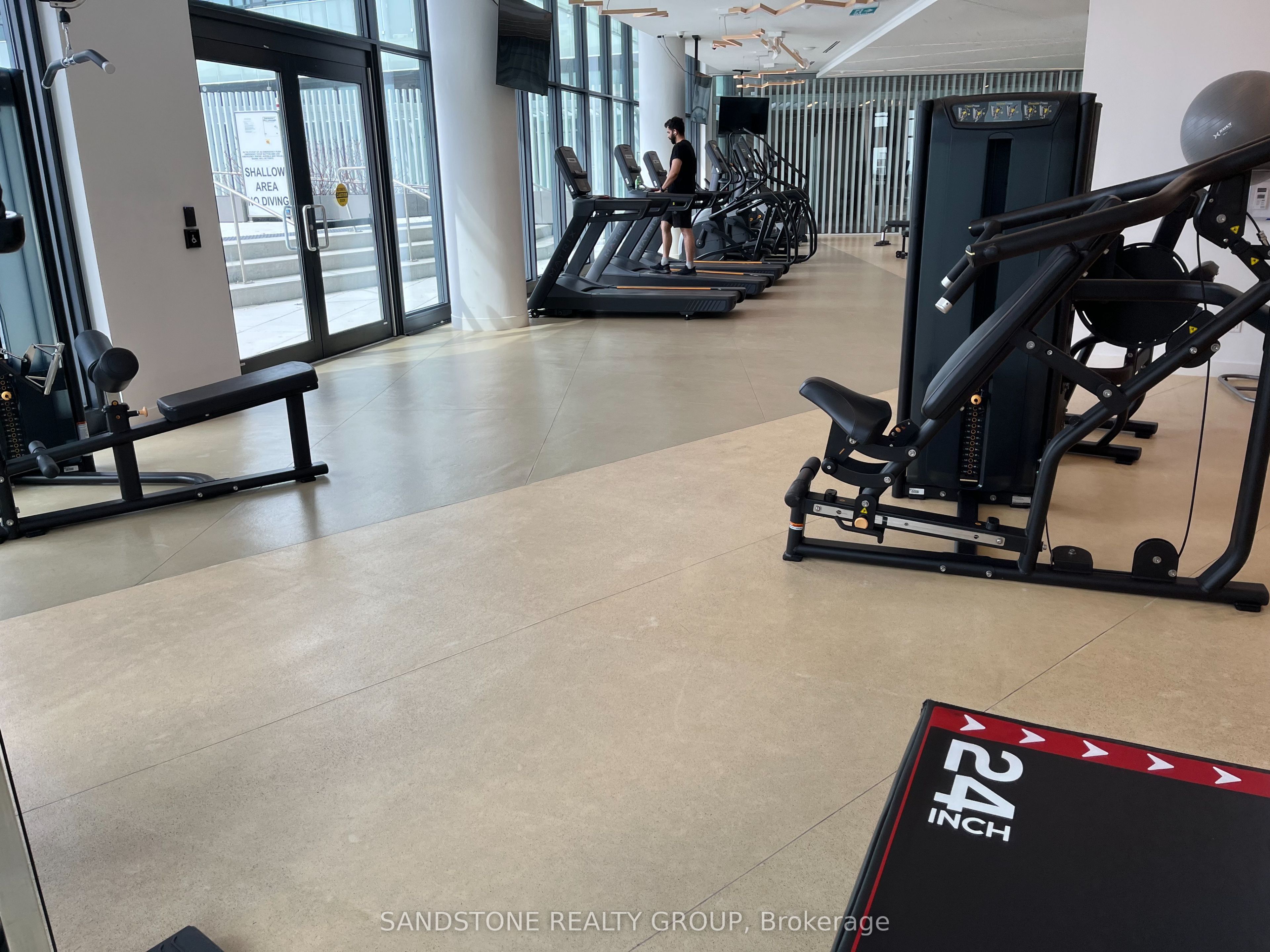 MLS #W12396625 image #14