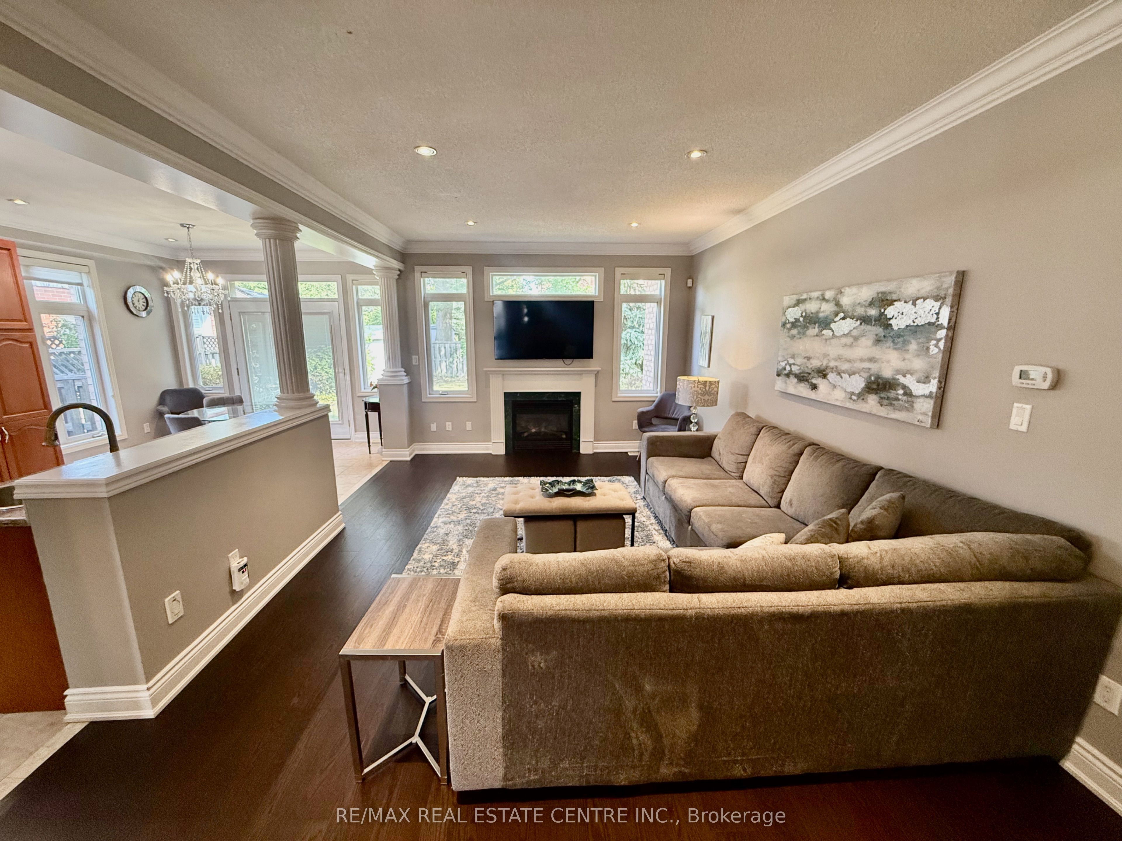 MLS #W12396962 image #10