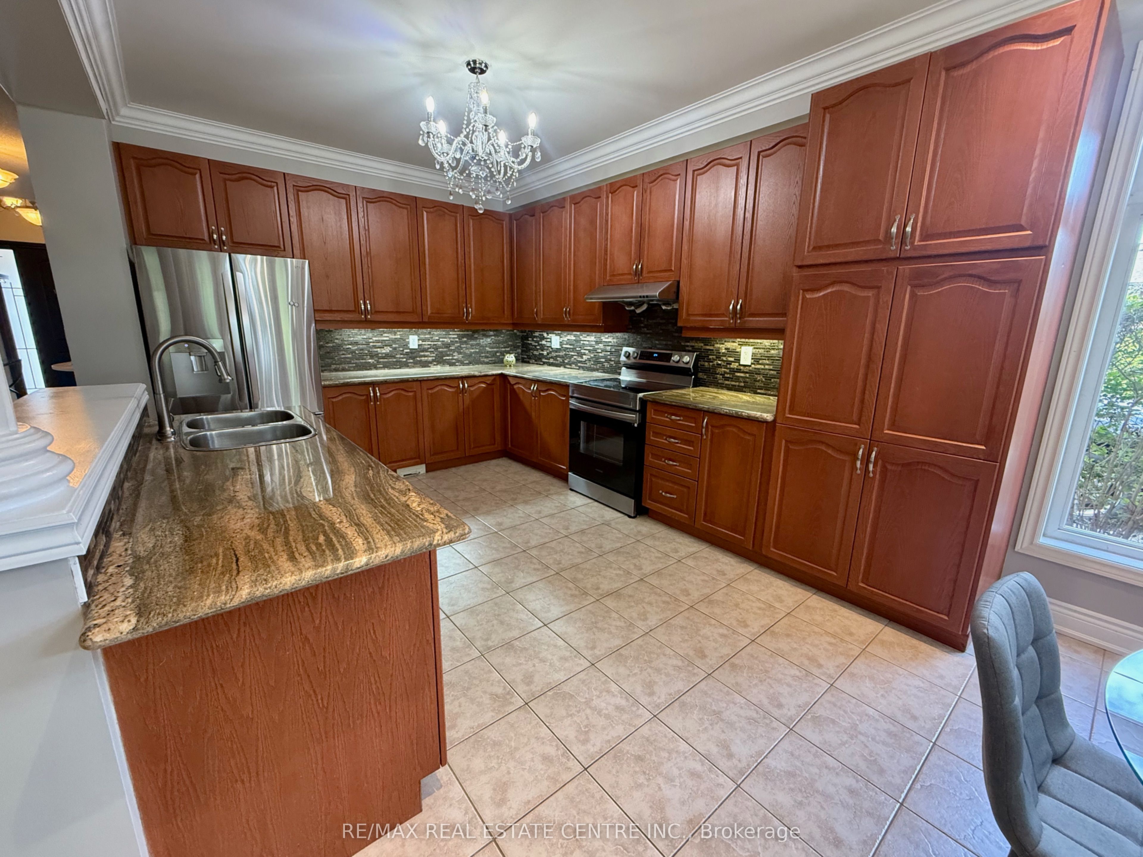 MLS #W12396962 image #15