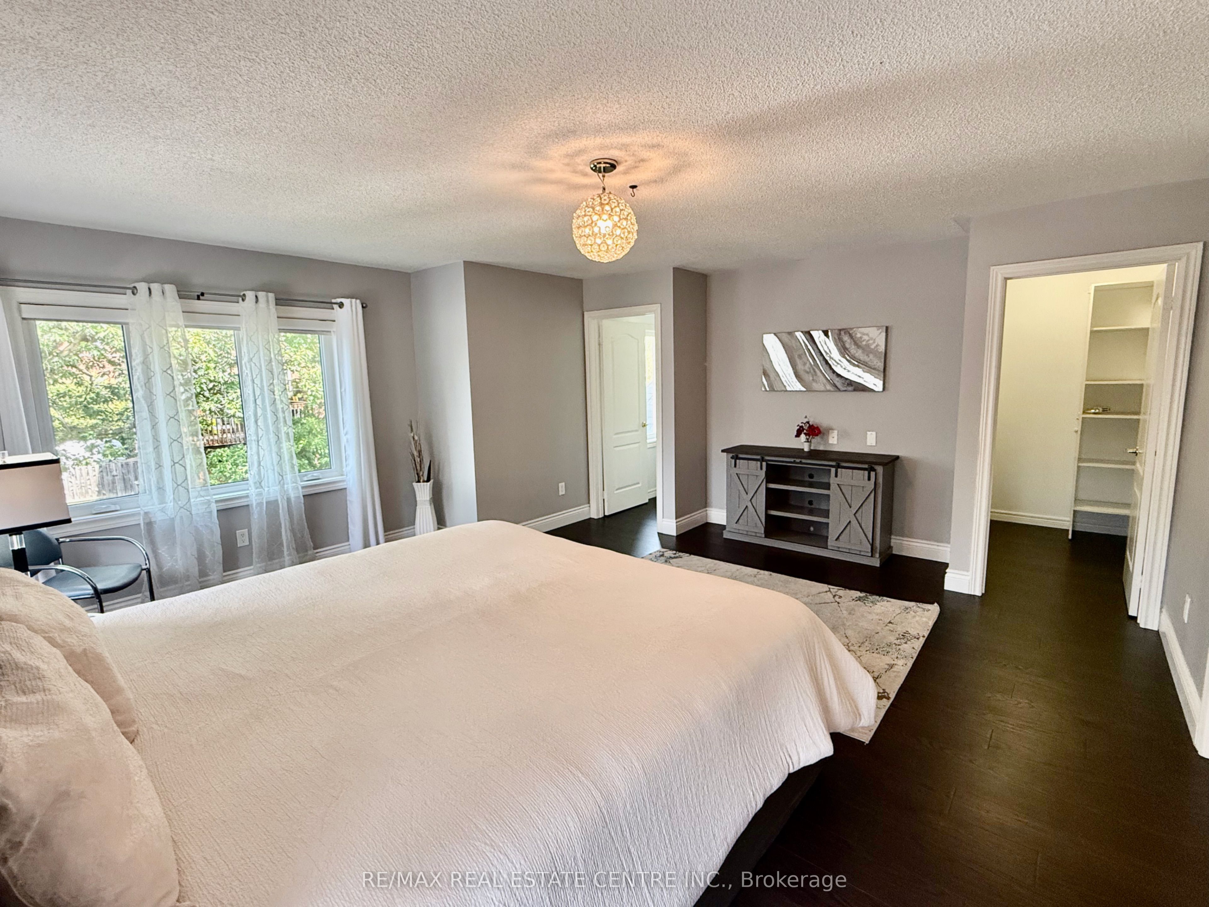 MLS #W12396962 image #27