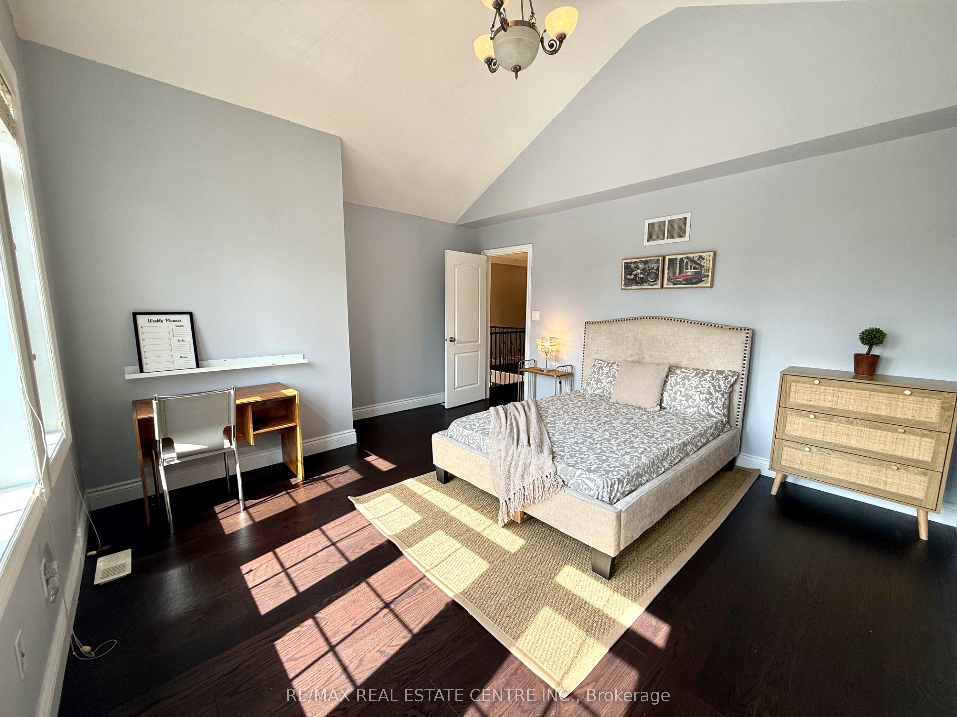 MLS #W12396962 image #37