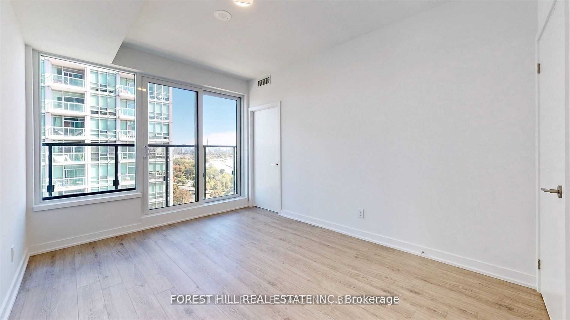 MLS #W12396998 image #6