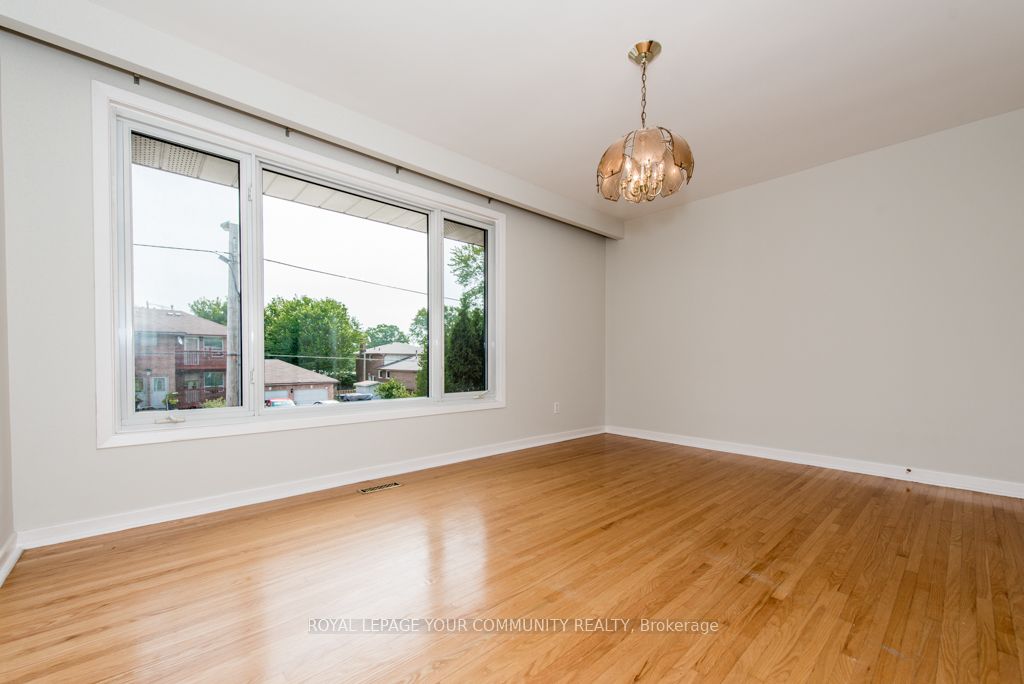 MLS #W12397870 image #9