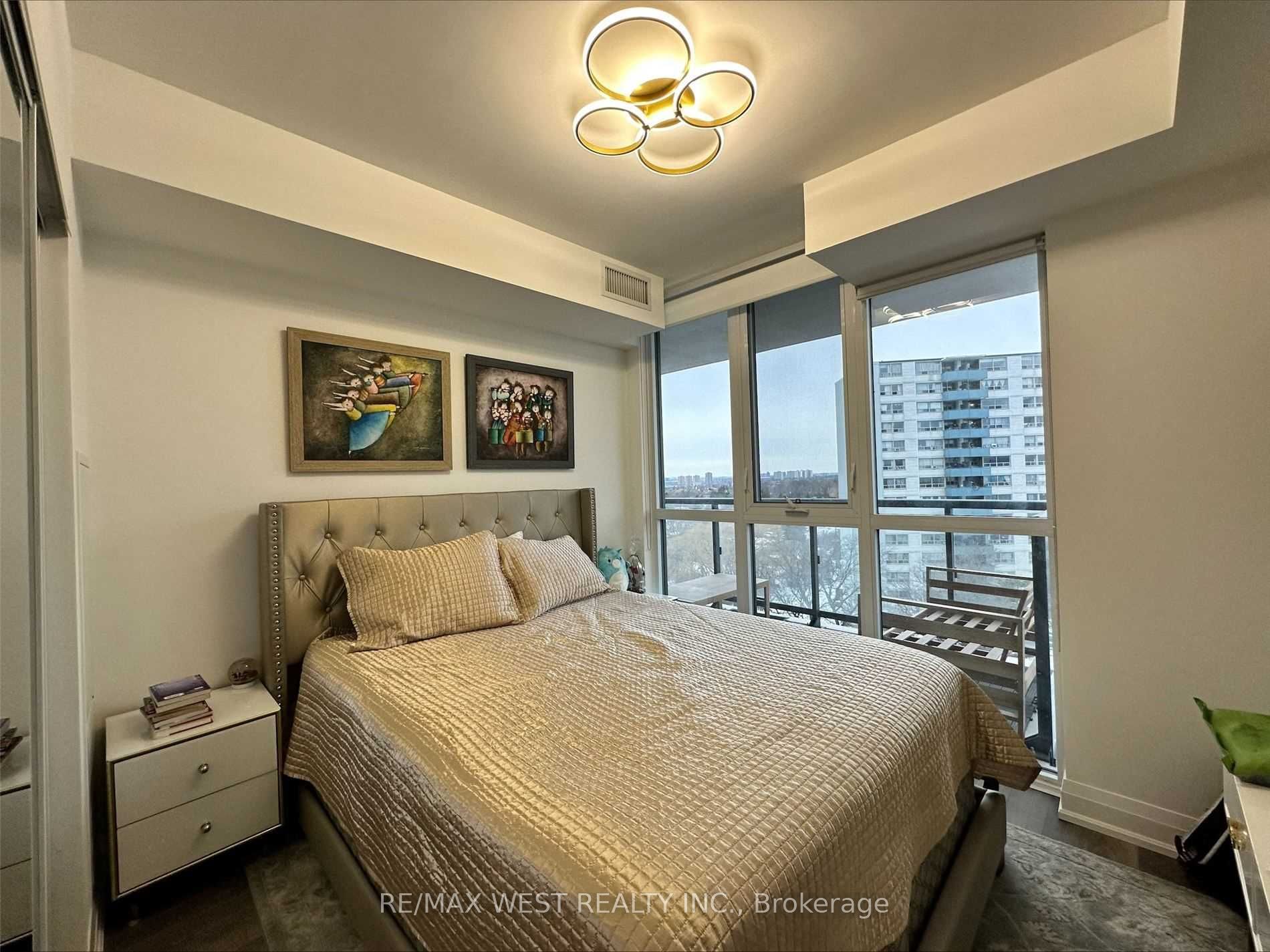 MLS #W12398035 image #6