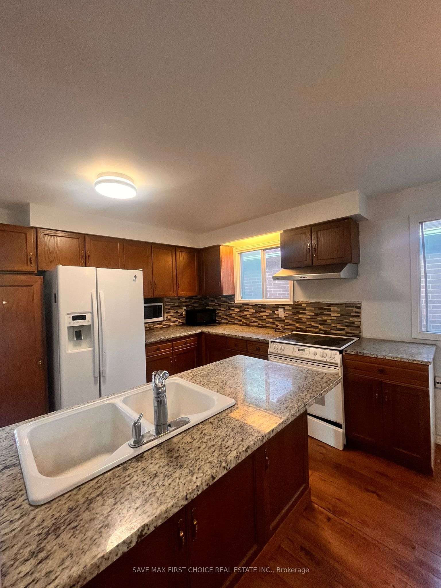 MLS #W12398305 image #3