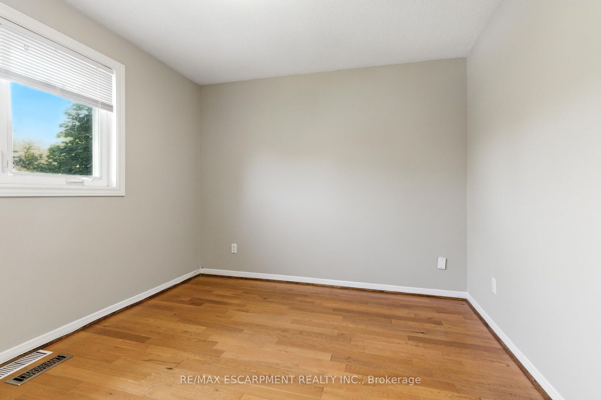 MLS #W12398438 image #27