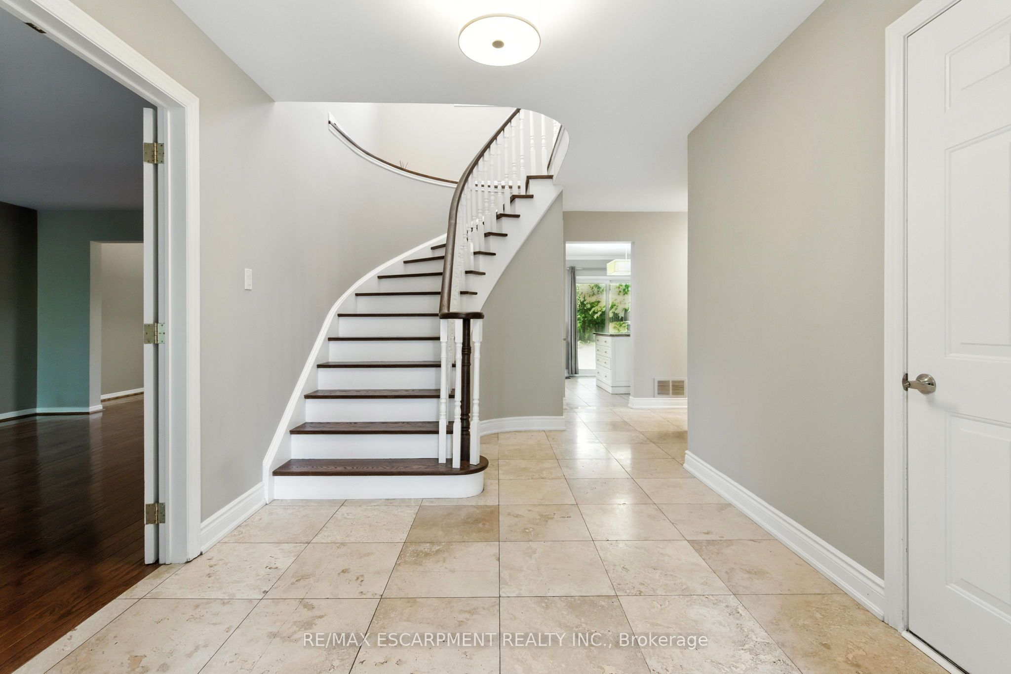 MLS #W12398438 image #5