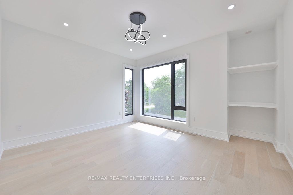 MLS #W12398620 image #25