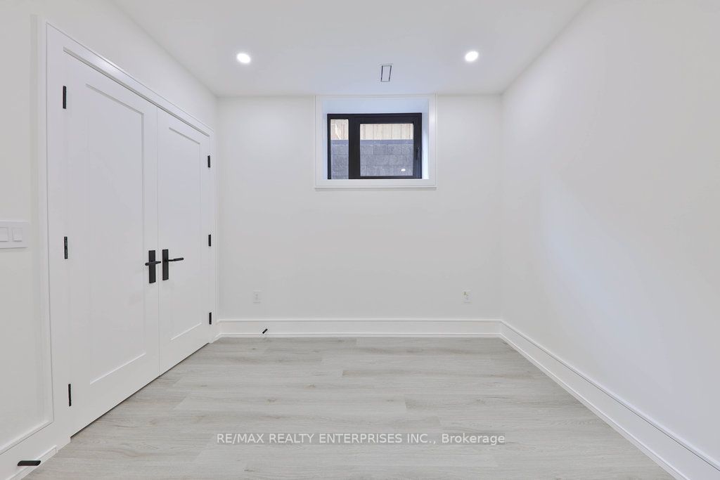 MLS #W12398620 image #37