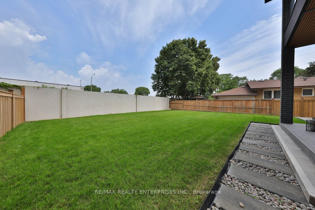 MLS #W12398620 image #44