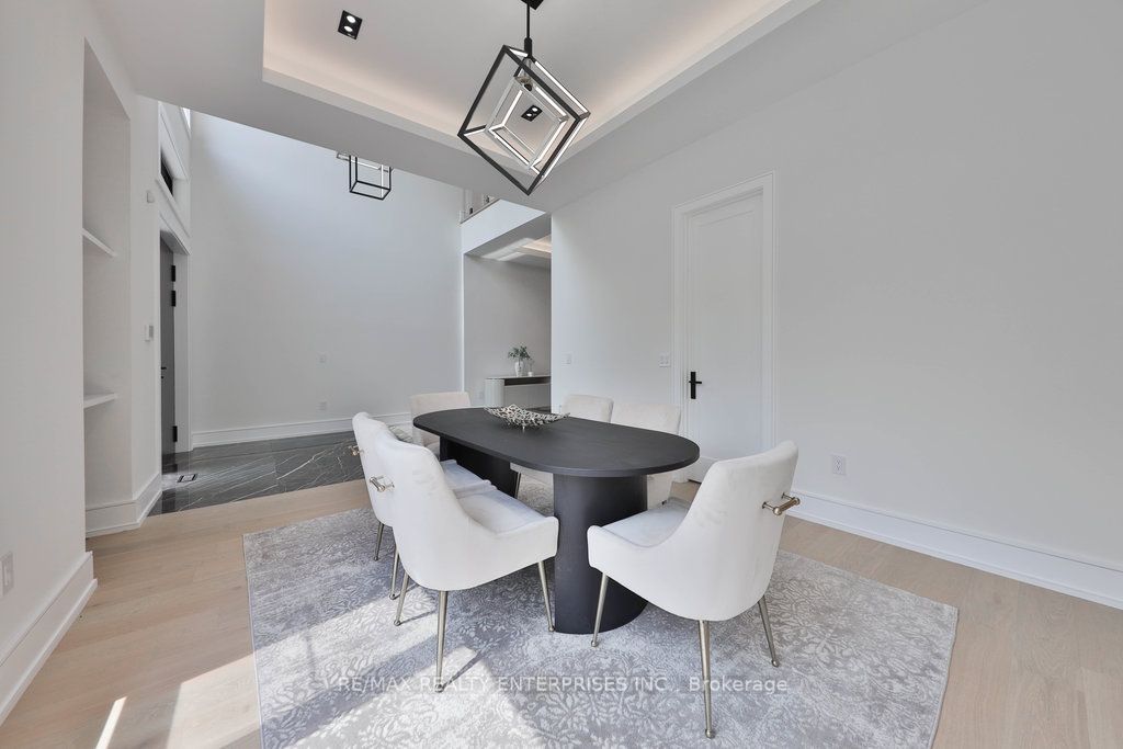 MLS #W12398620 image #5