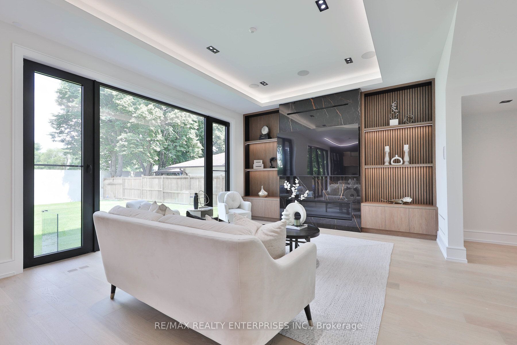 MLS #W12398620 image #8